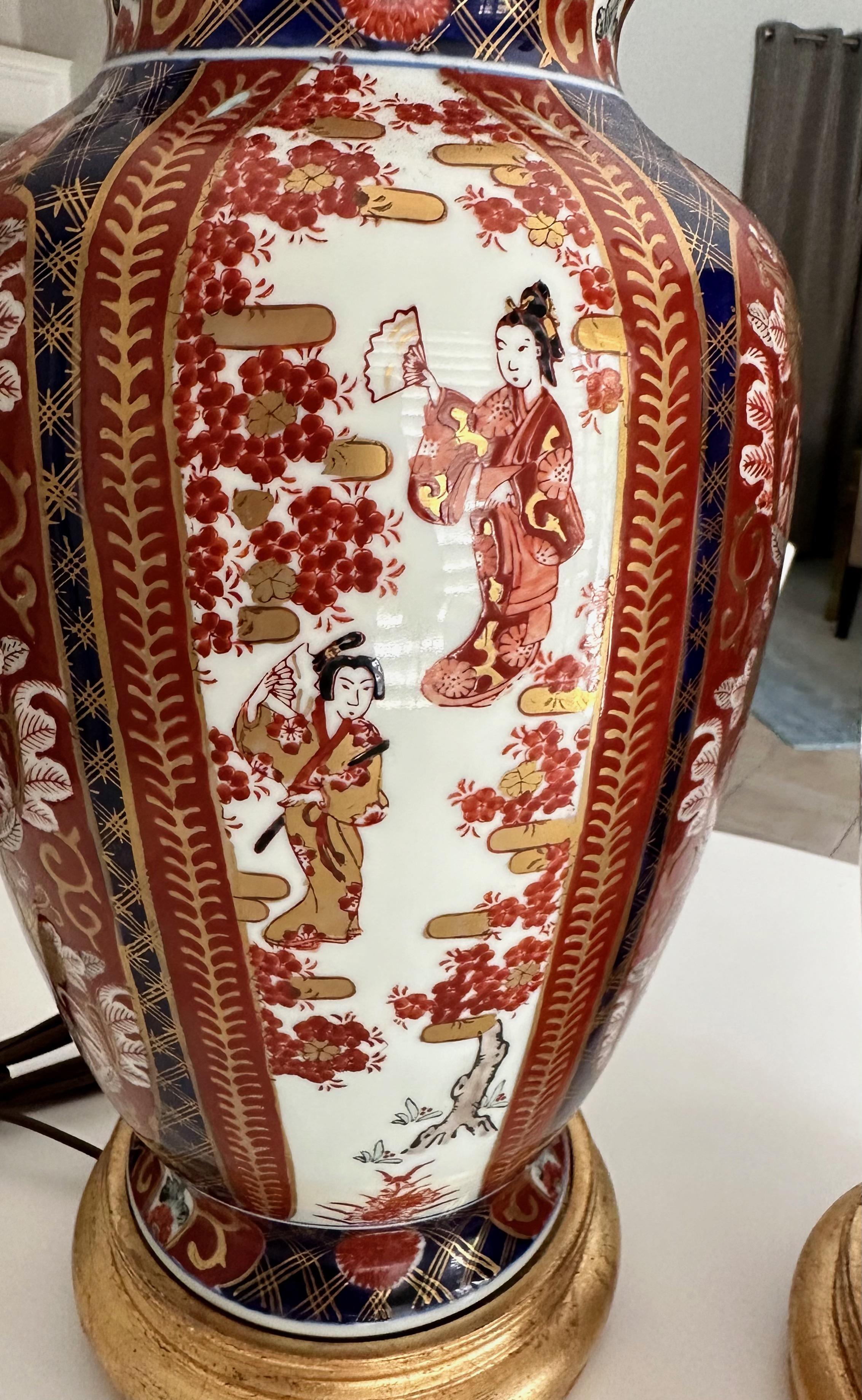 Pair of Japanese Asian Imari Porcelain Table Lamps For Sale 6