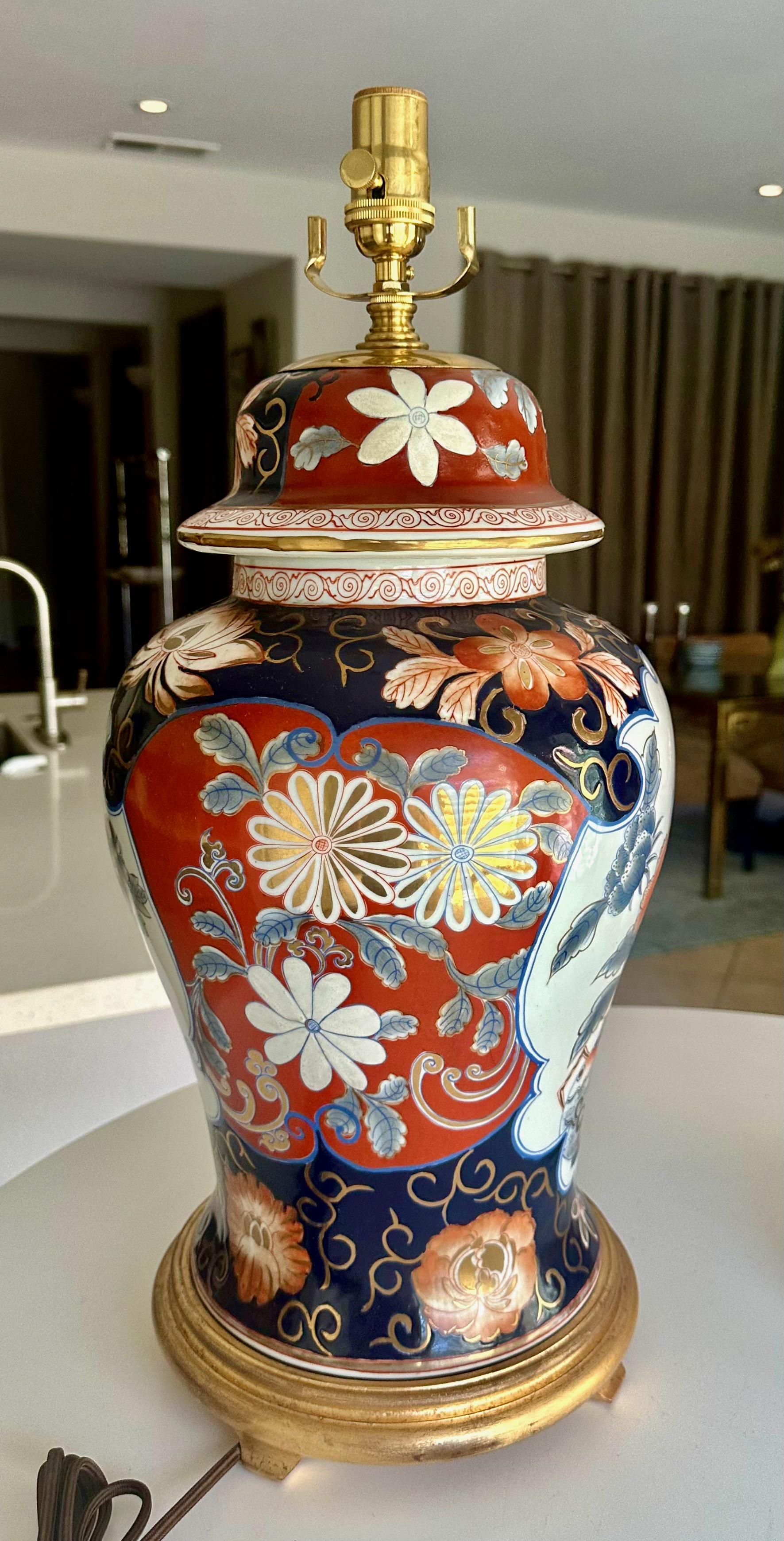 Paire de lampes de table japonaises en porcelaine Imari Porcelain en vente 6