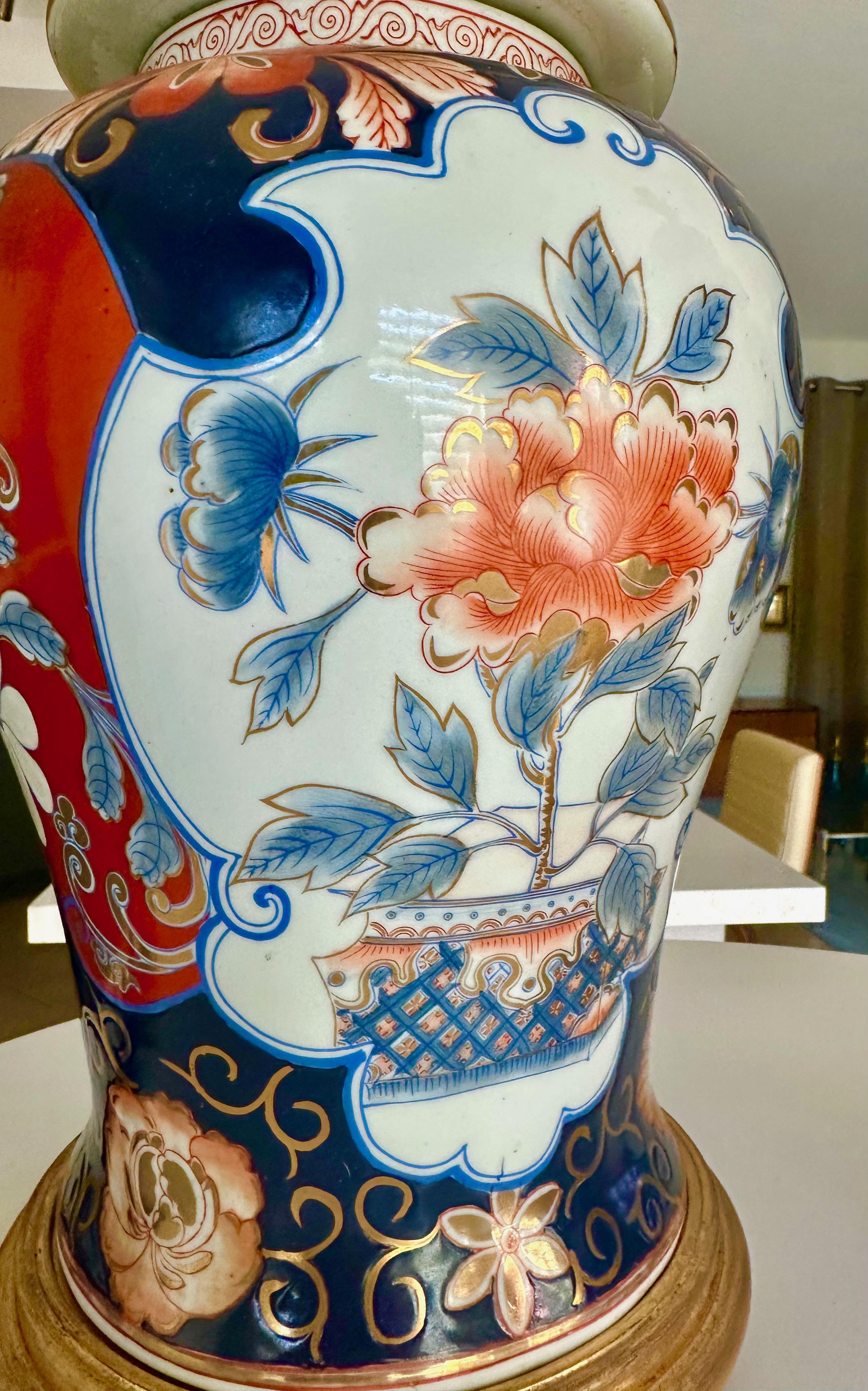Paire de lampes de table japonaises en porcelaine Imari Porcelain en vente 7