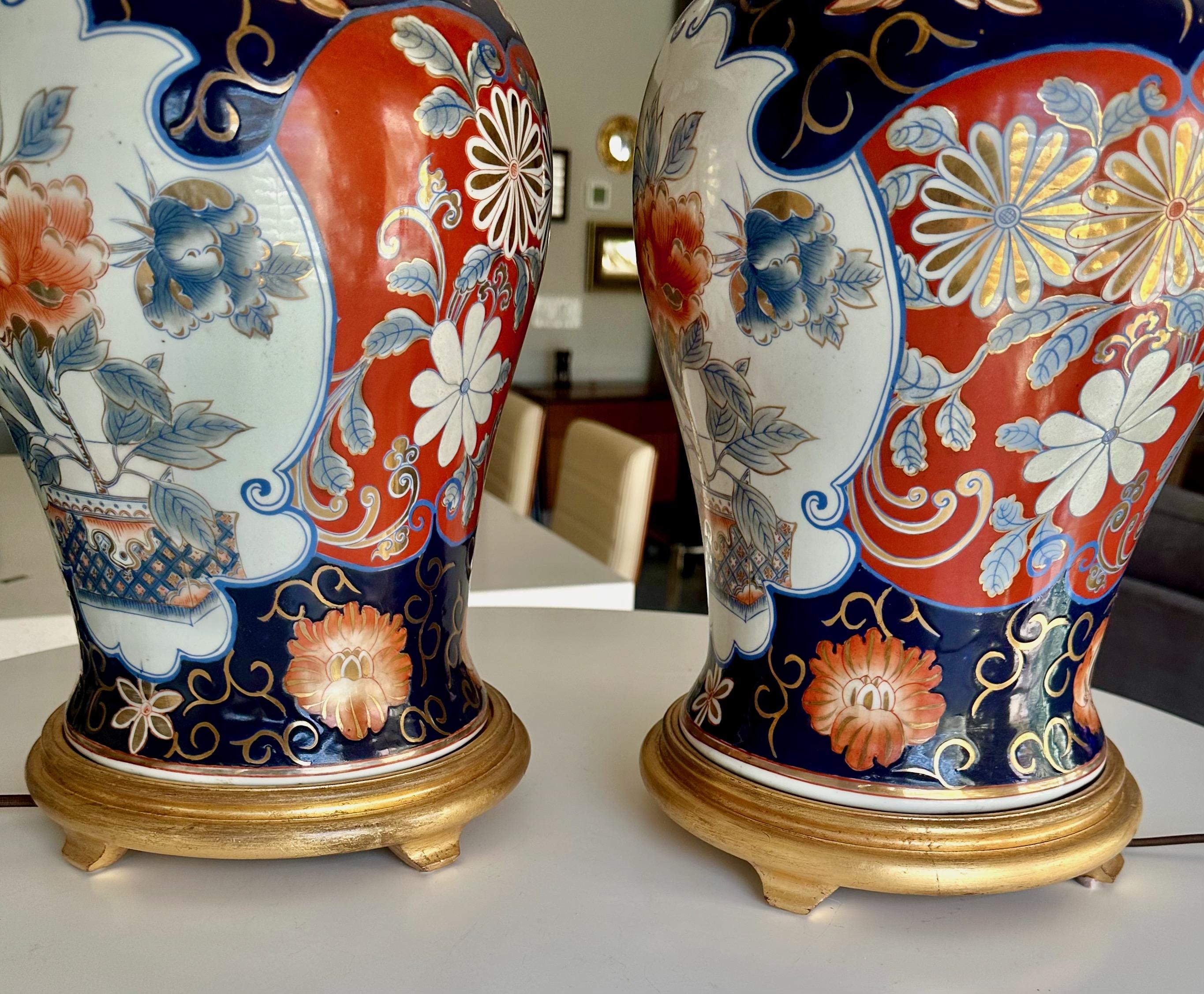 Paire de lampes de table japonaises en porcelaine Imari Porcelain en vente 11