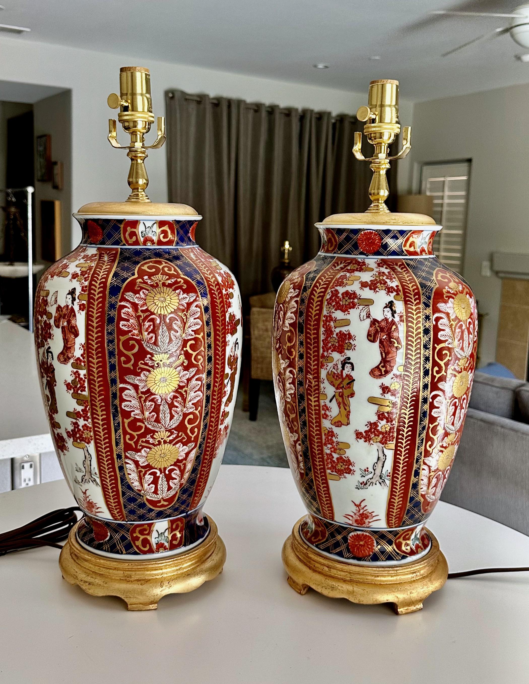 Paar japanisch-asiatische Tischlampen aus Imari Porcelain im Angebot 12