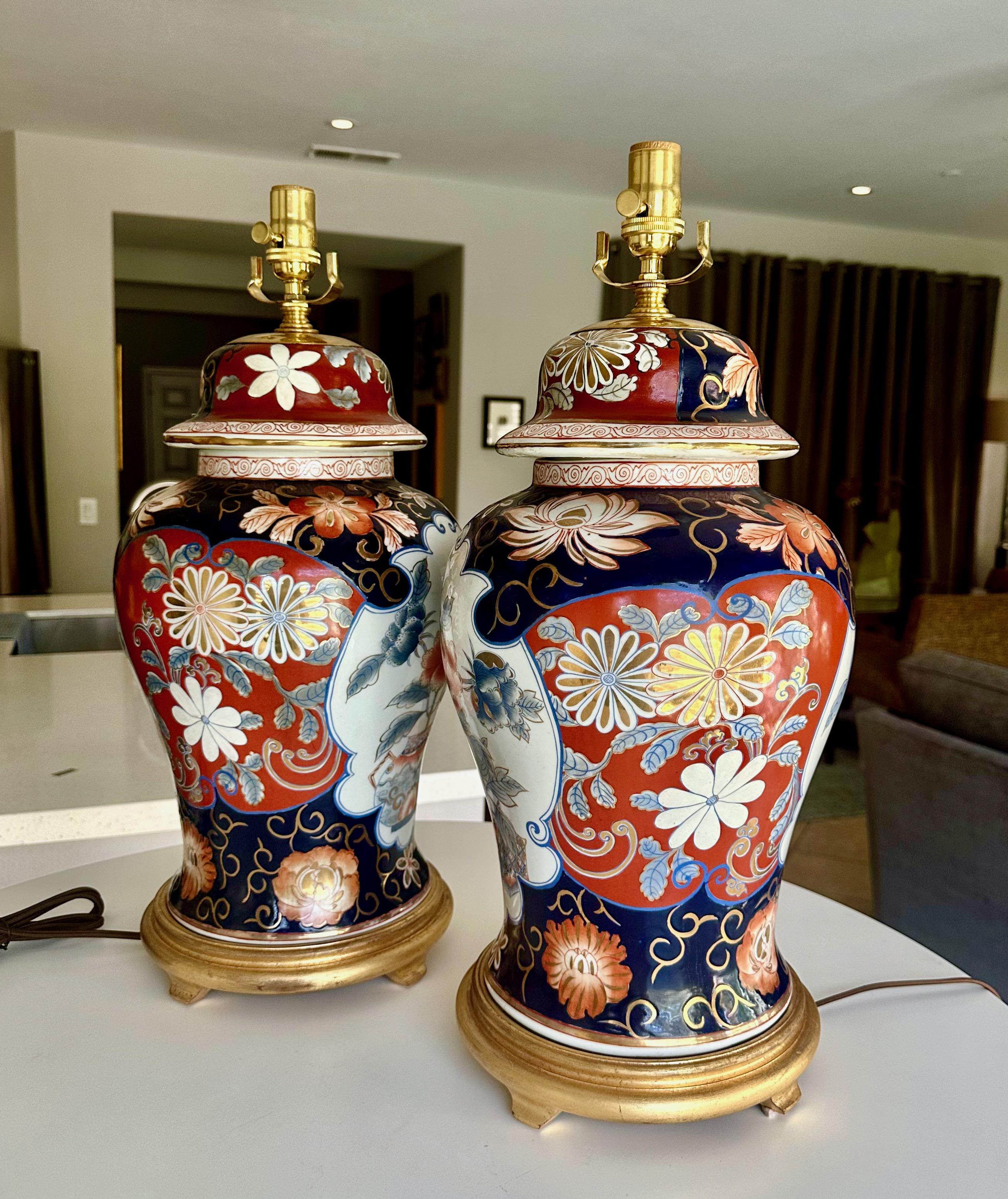 Paire de lampes de table japonaises en porcelaine Imari Porcelain en vente 1