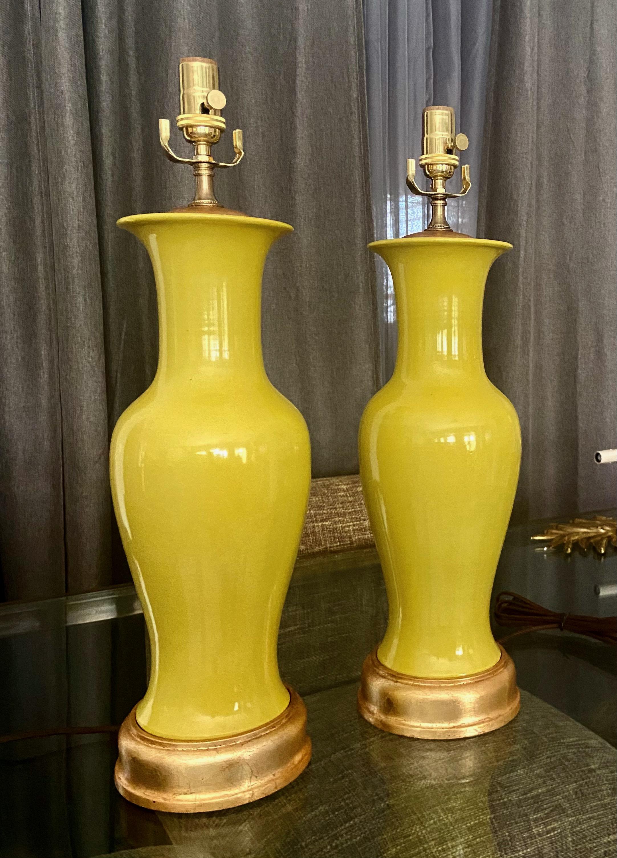 Pair of Japanese Asian Yellow Porcelain Table Lamps In Good Condition For Sale In Palm Springs, CA