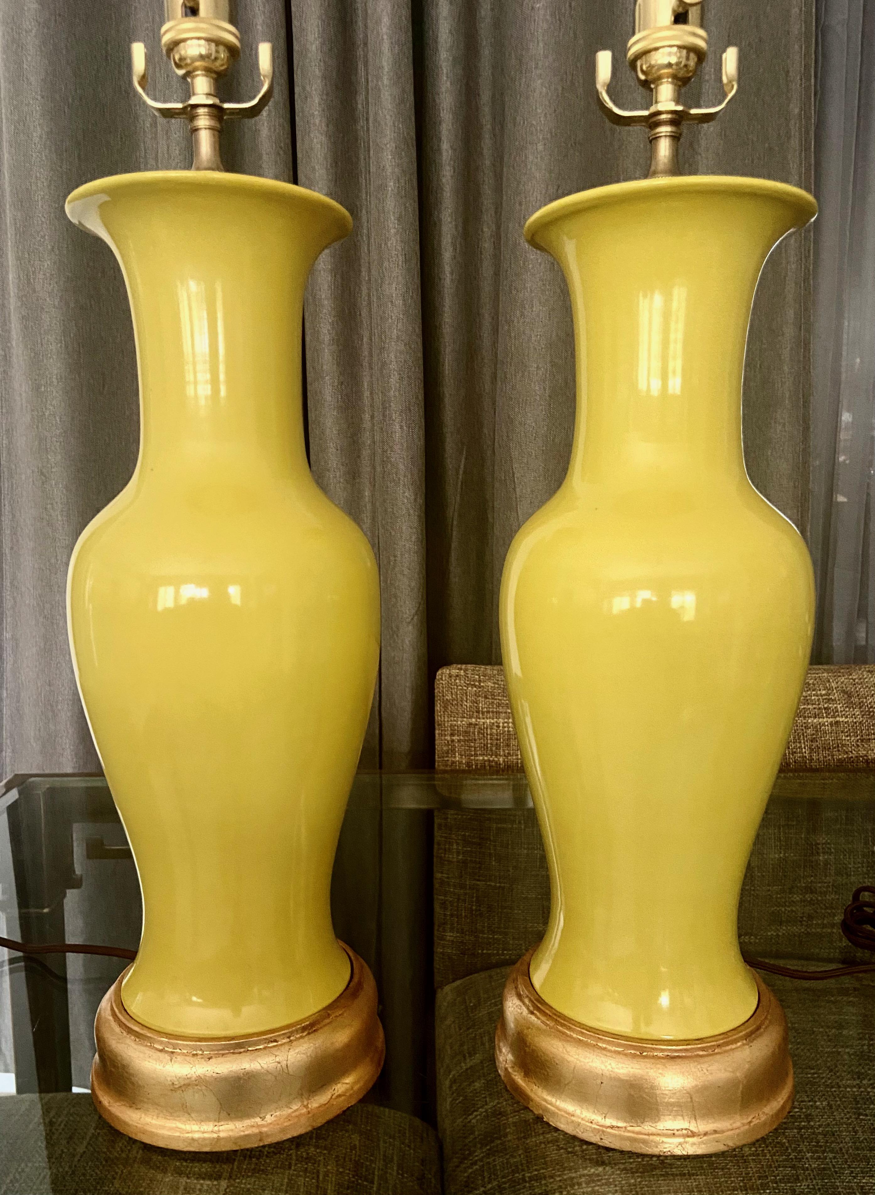 Brass Pair of Japanese Asian Yellow Porcelain Table Lamps For Sale