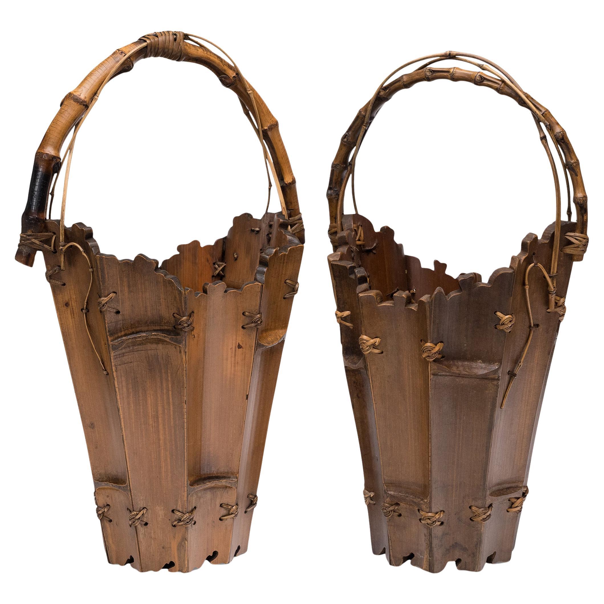 Paire de paniers à fleurs japonais en bambou, c. C. 1920 en vente