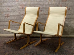 Pair of "Heron" Japanese Chairs by Mitsumasa Sugasawa for Kosuga Japan