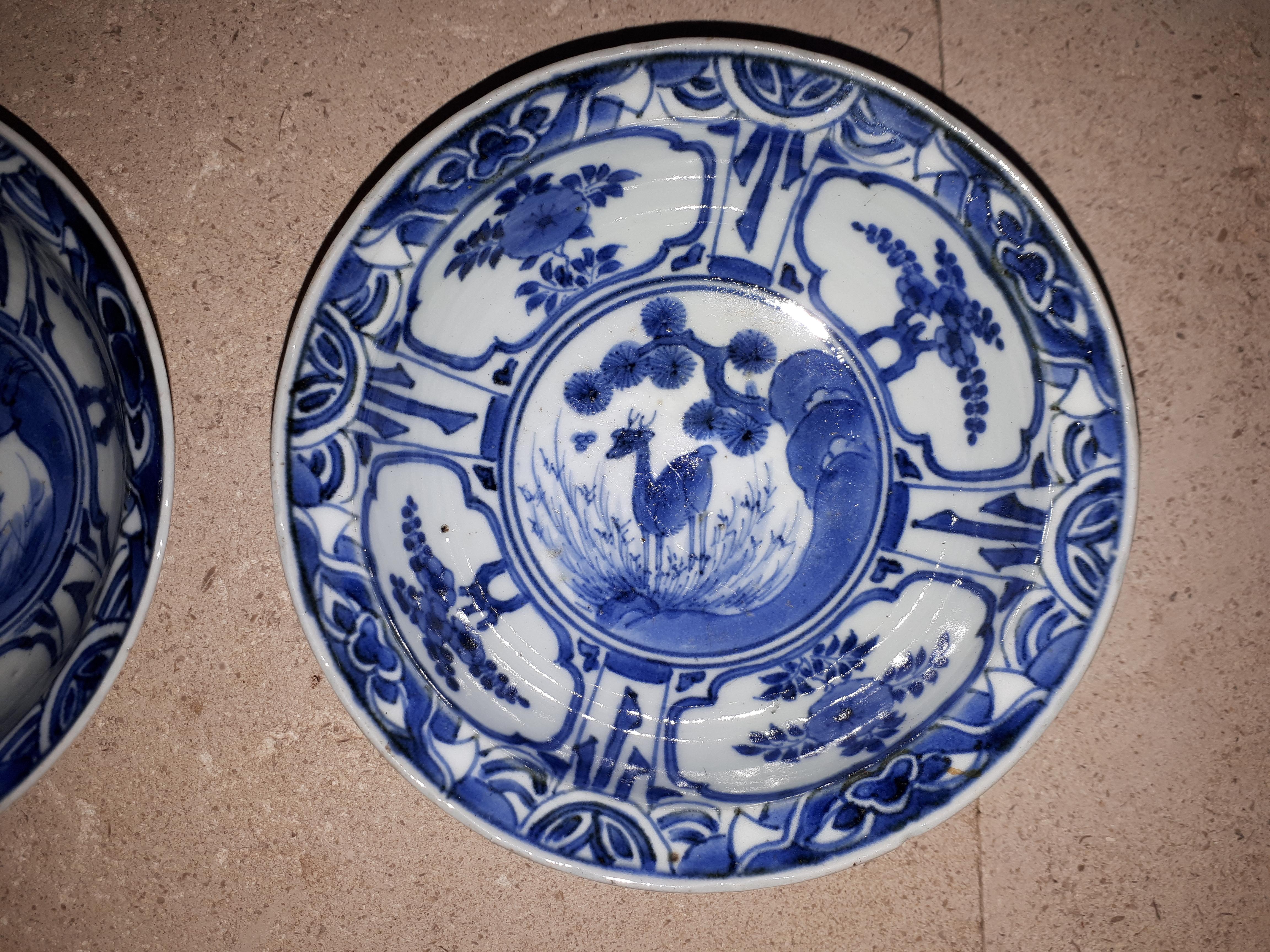 Pair Of Japanese Blue And White Hollow Plates, Japan Edo Period In Good Condition For Sale In Saverne, Grand Est