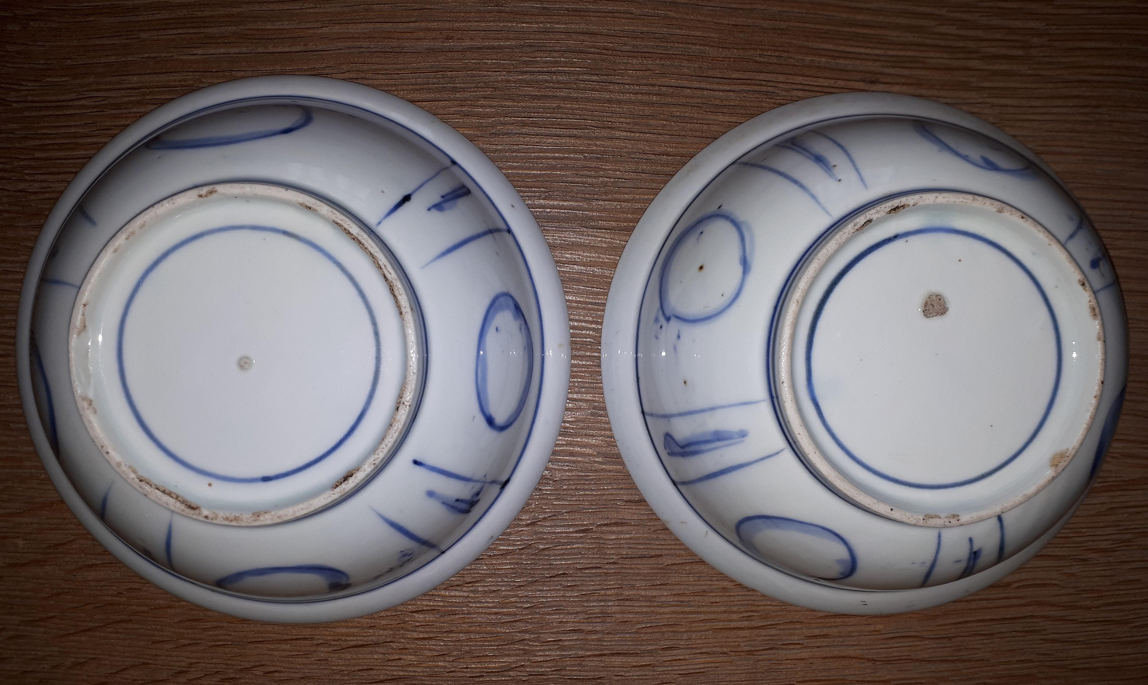Pair Of Japanese Blue And White Hollow Plates, Japan Edo Period For Sale 3