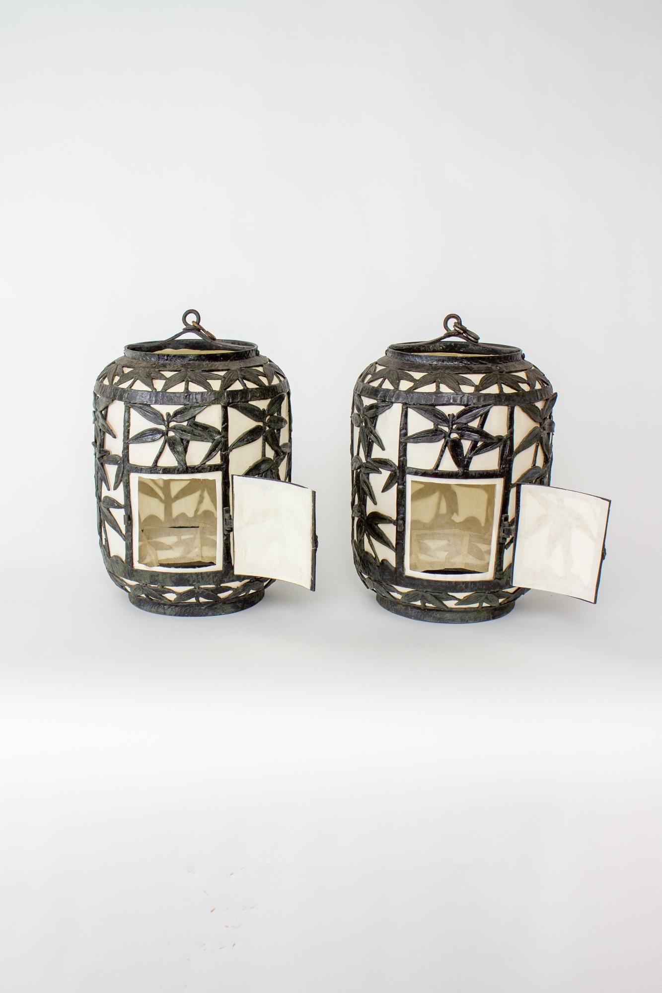 Showa Pair of Japanese Bronze Garden Lanterns