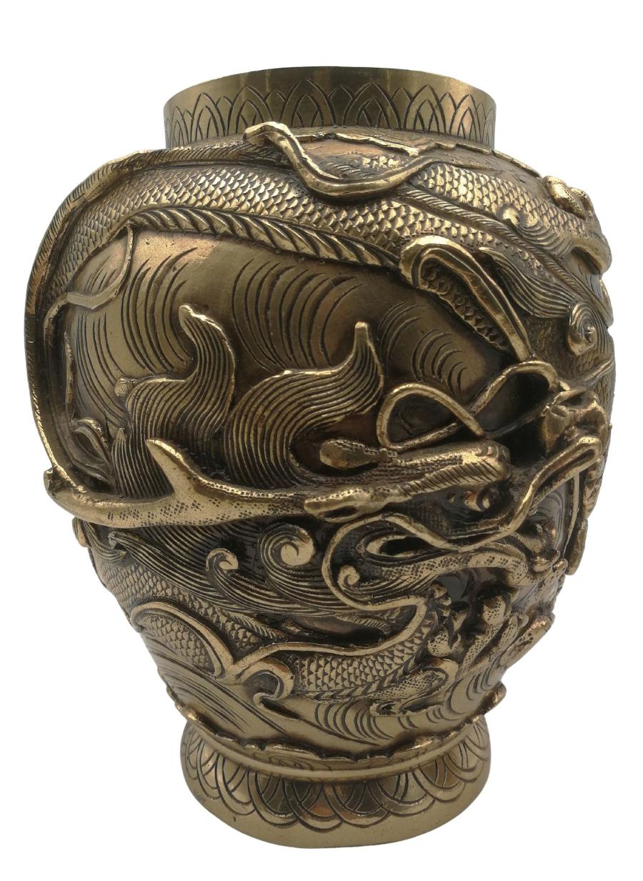 Paire de vases japonais en bronze en vente 2