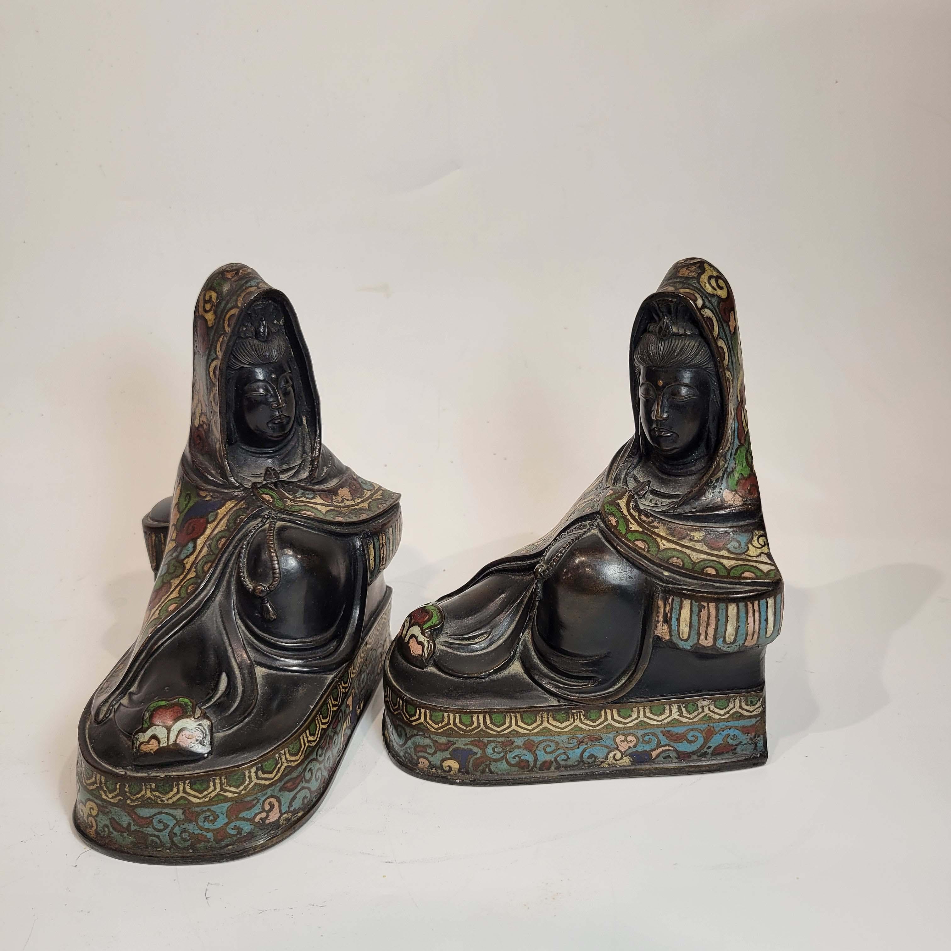 Japonisme Pair of Japanese Clisonne and Patinated Bronze Buudha Bookends, Meiji Period For Sale