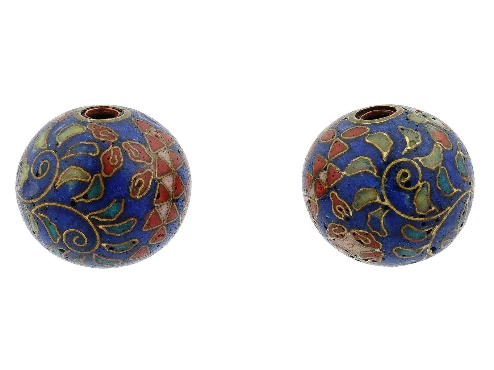 Pair Of Japanese Cloisonne Enamel Ojime Beads In Good Condition For Sale In New York, NY
