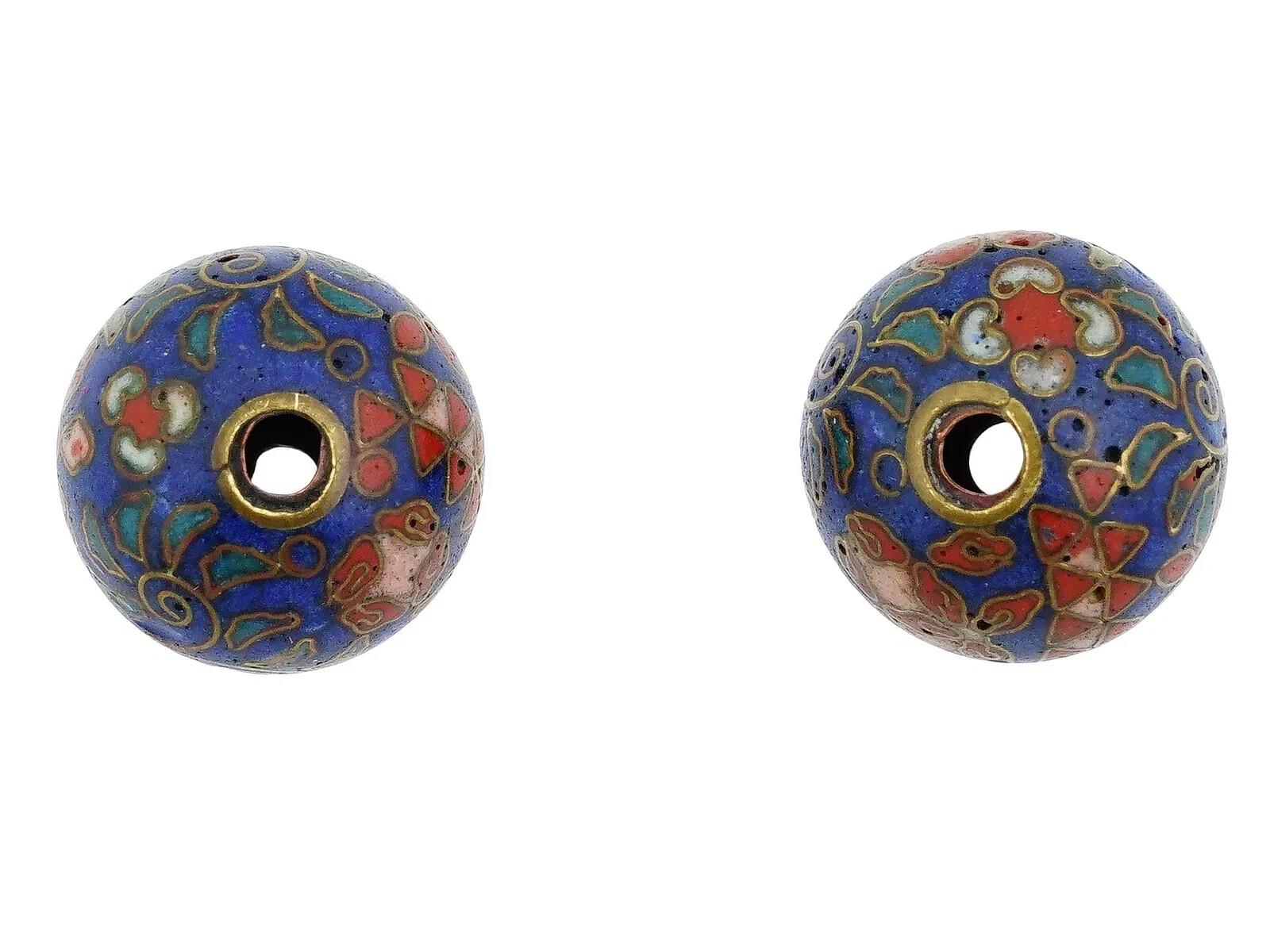 Pair Of Japanese Cloisonne Enamel Ojime Beads In Good Condition For Sale In New York, NY