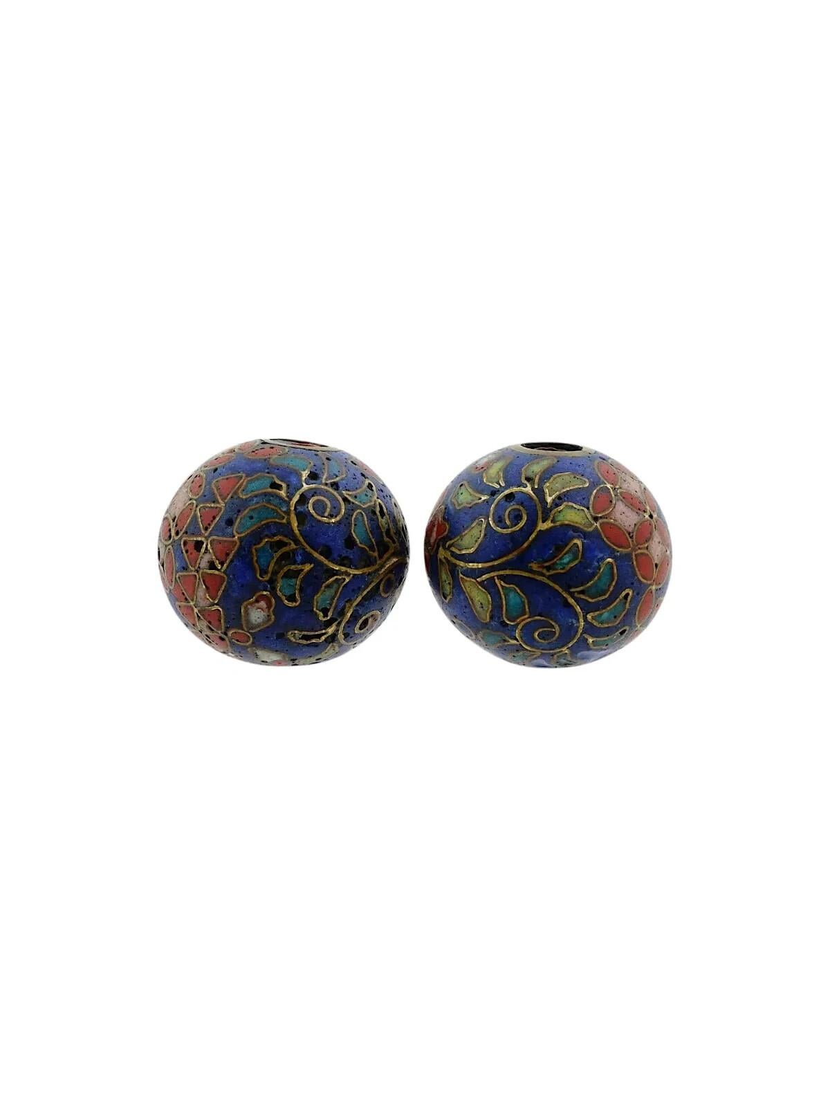 Pair Of Japanese Cloisonne Enamel Ojime Beads In Good Condition For Sale In New York, NY