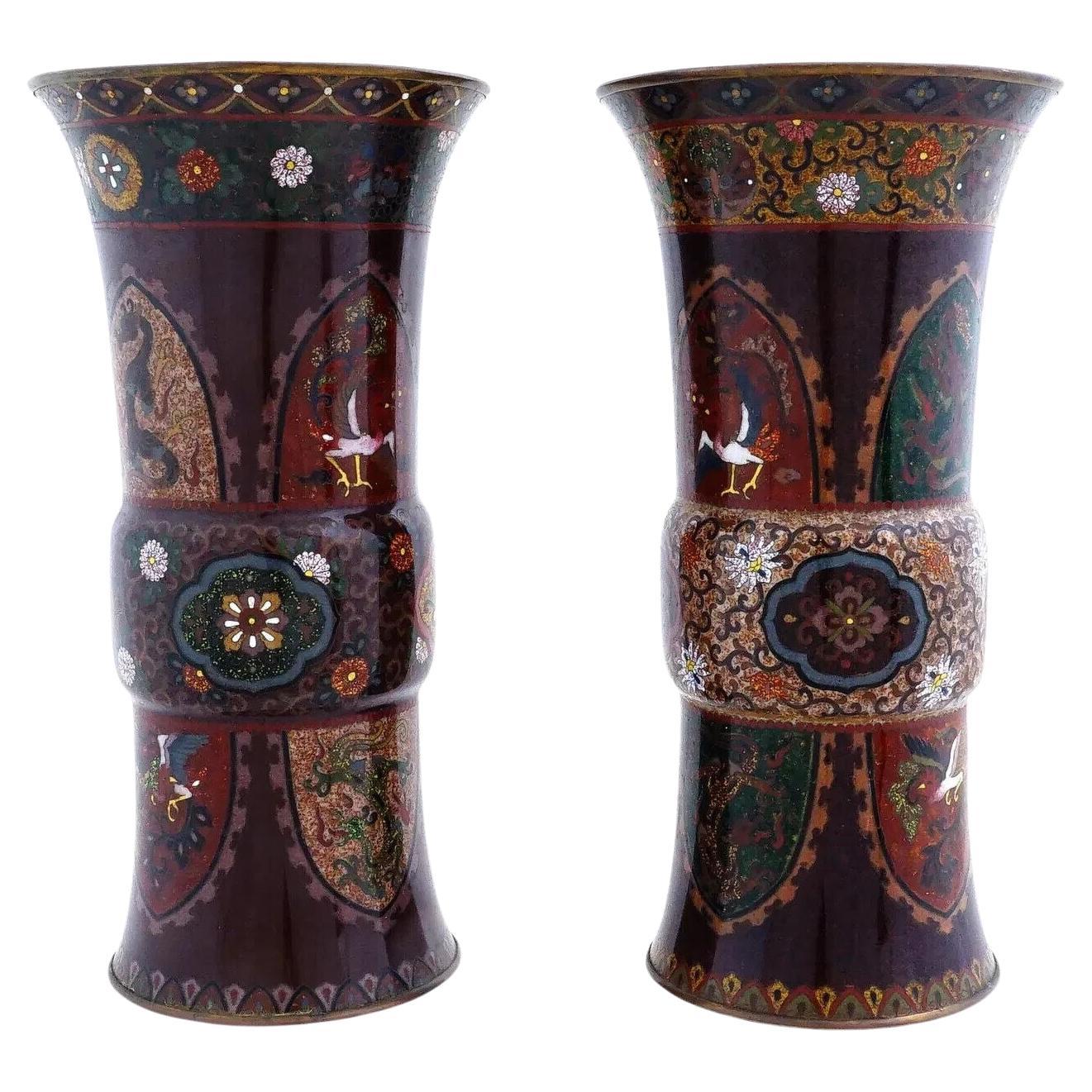 Paar japanische Trompetenvasen aus Cloisonné-Emaille mit Drachen, Honda zugeschrieben Honda im Angebot