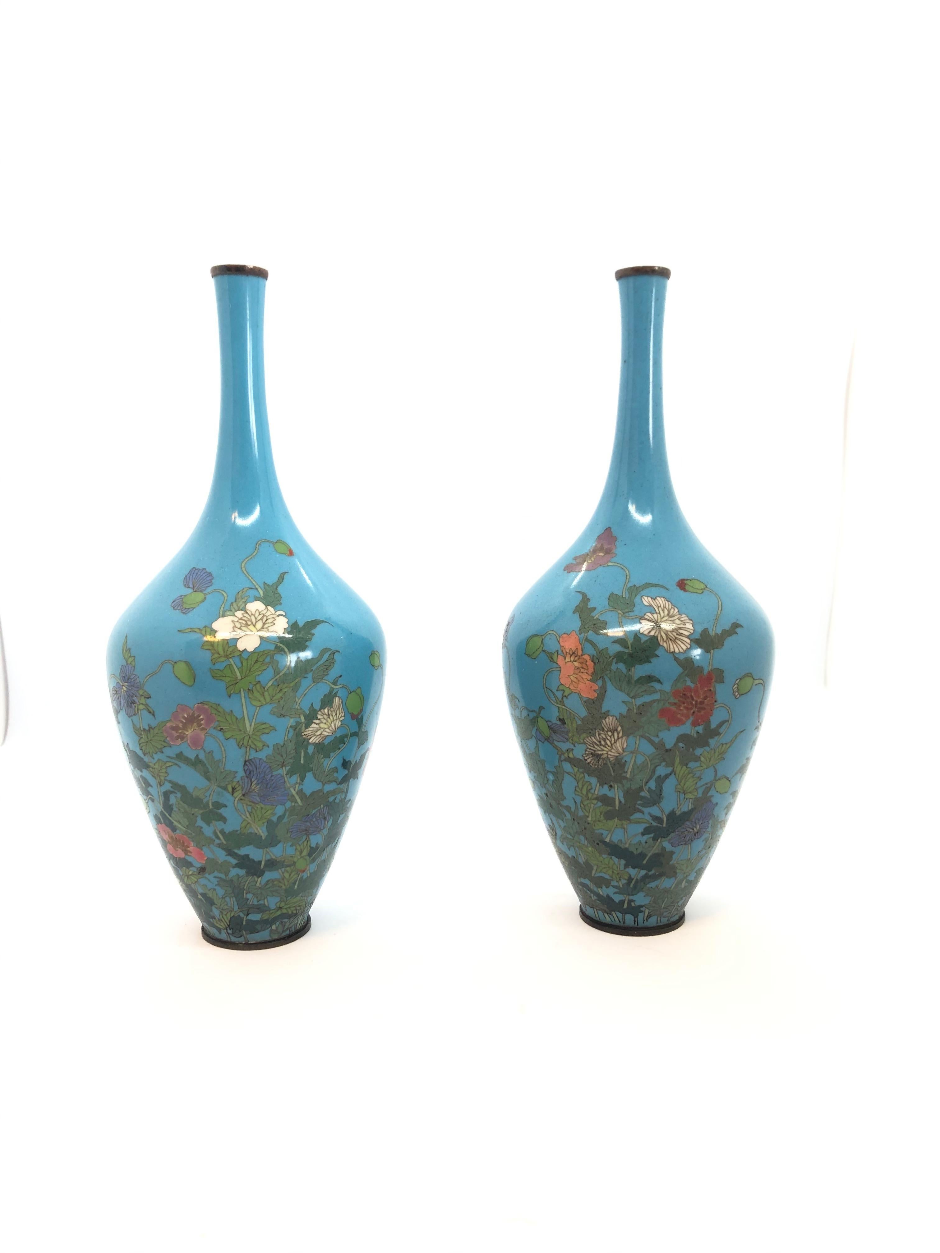 Cloissoné Pair of Japanese Cloisonné Vases, 19th Century For Sale