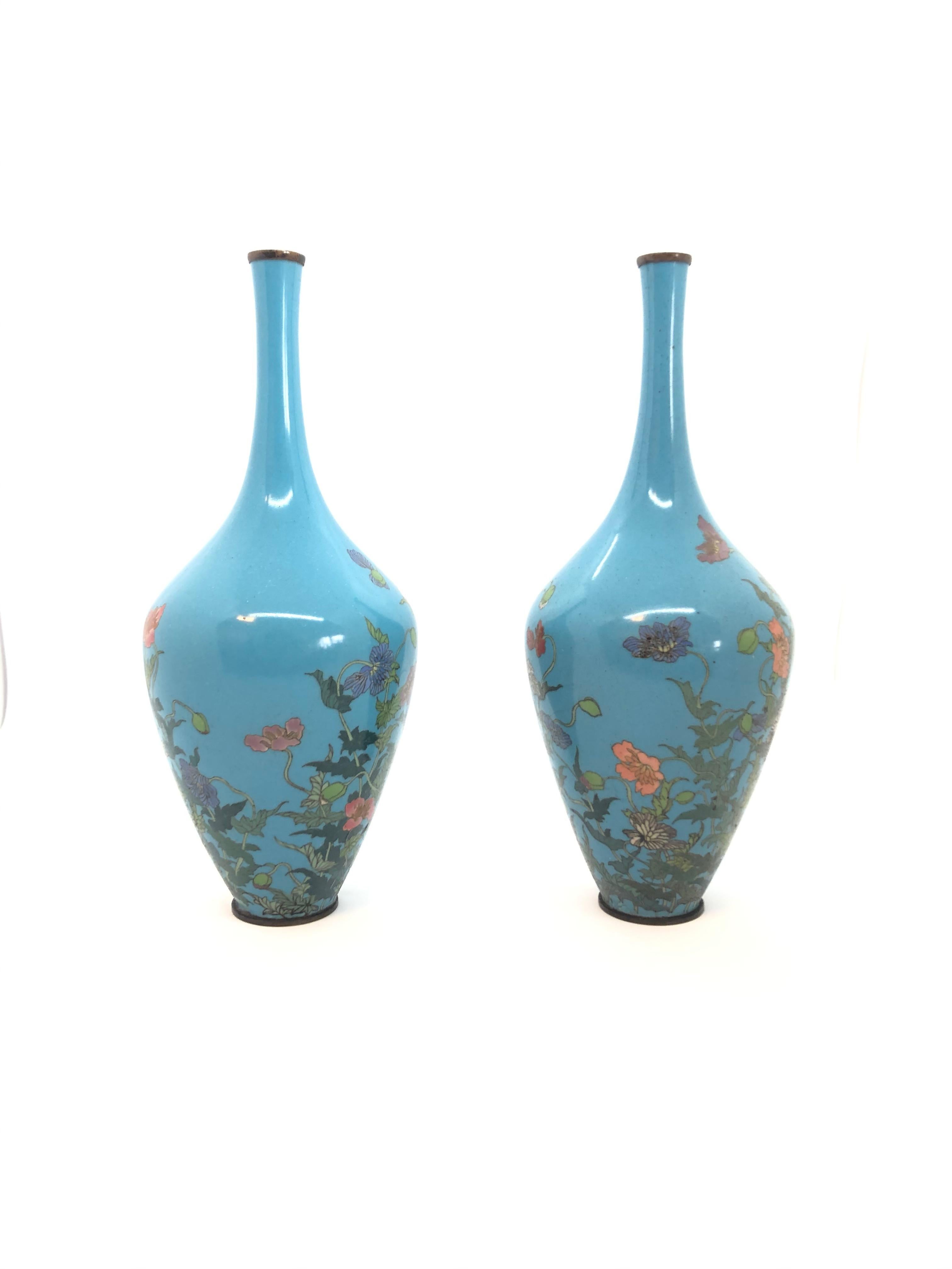 Paar japanische Cloisonné-Vasen, 19. Jahrhundert im Zustand „Gut“ im Angebot in Stockholm, SE