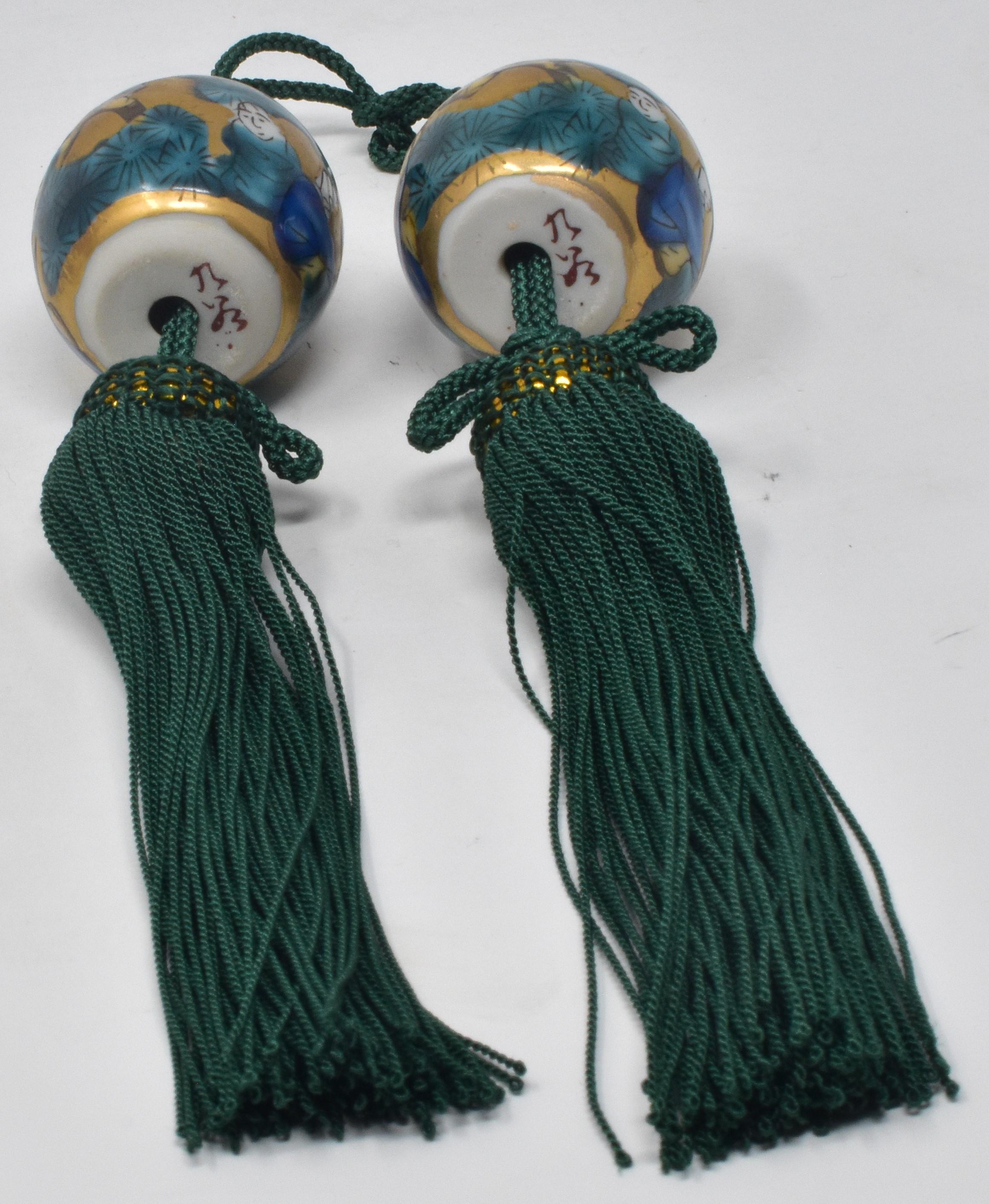 Pair of Japanese Green Blue Gold Porcelain Scroll Weight In Excellent Condition In Takarazuka, JP