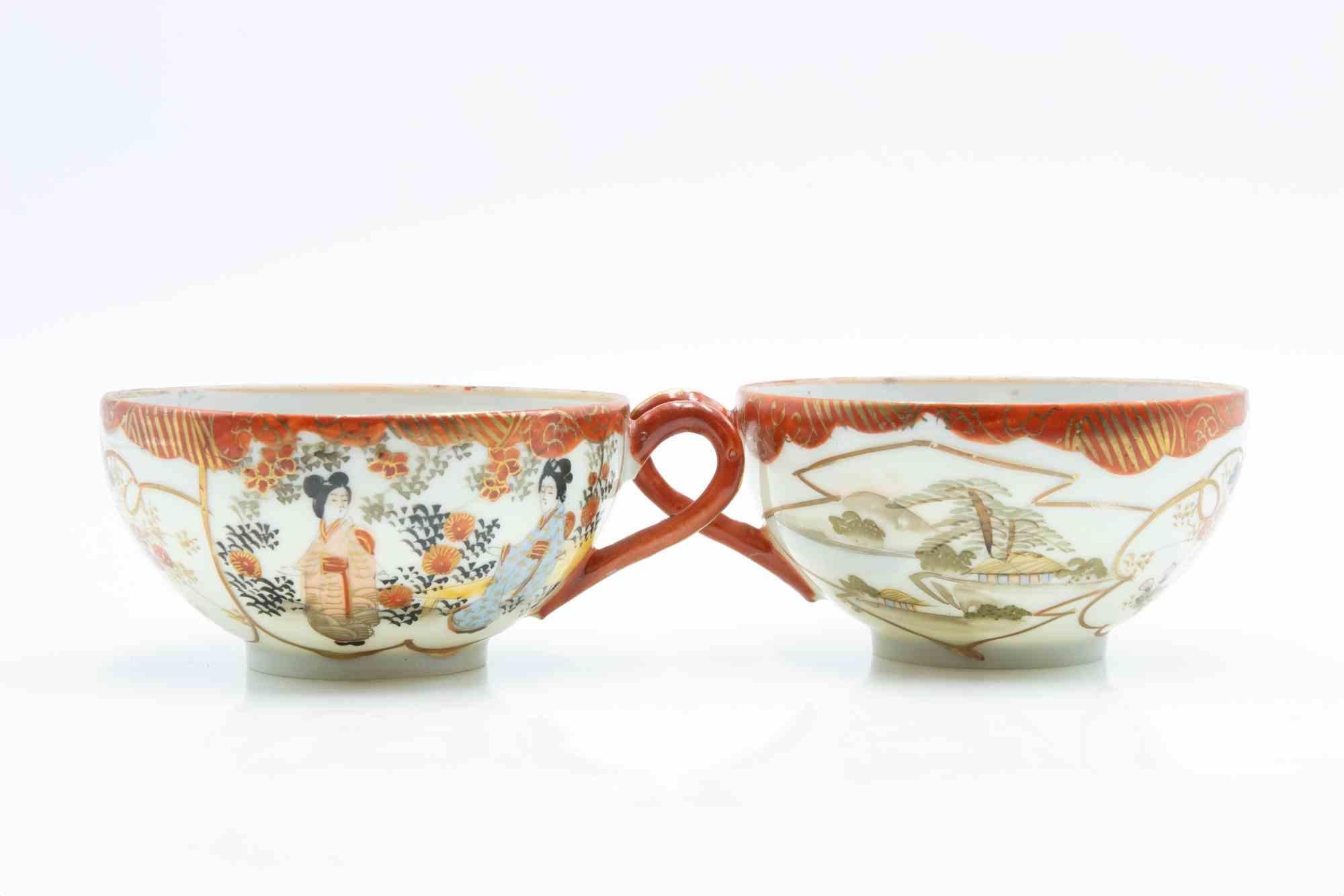 Pair of Japanese Cutani Eggshell Teacups, Early 20th Century In Good Condition For Sale In Roma, IT