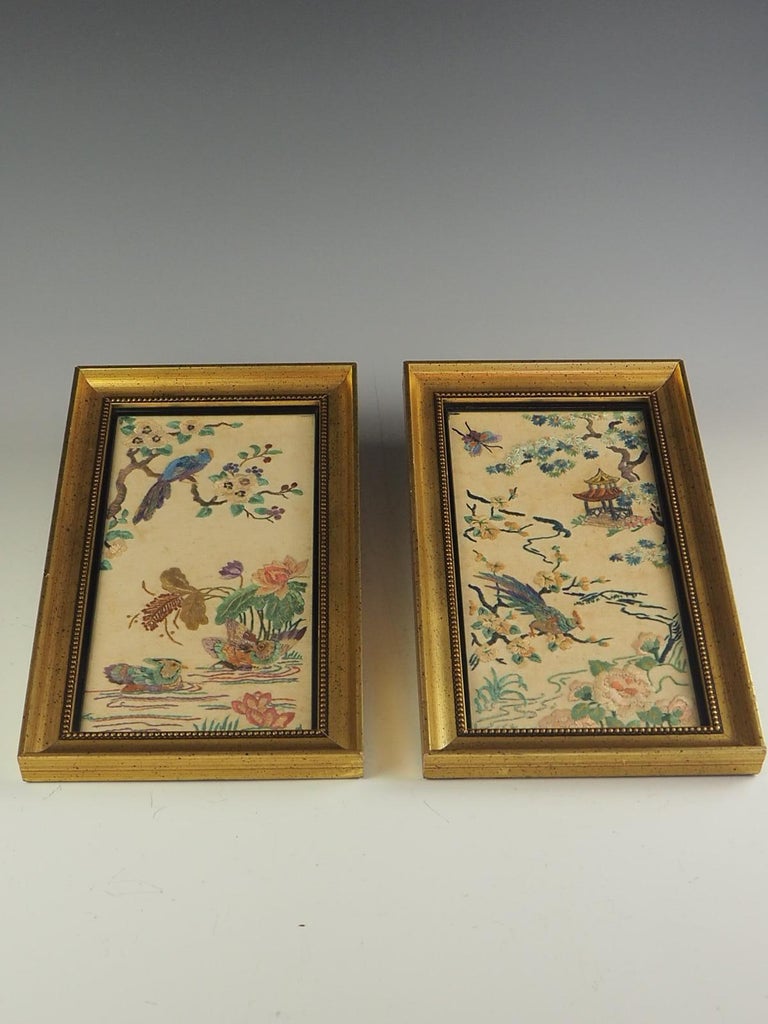 Pair of Japanese Embroidered Framed Pictures For Sale at 1stDibs