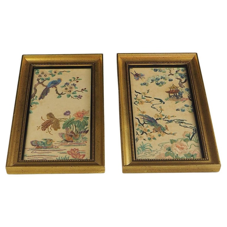 Pair of Japanese Embroidered Framed Pictures For Sale at 1stDibs