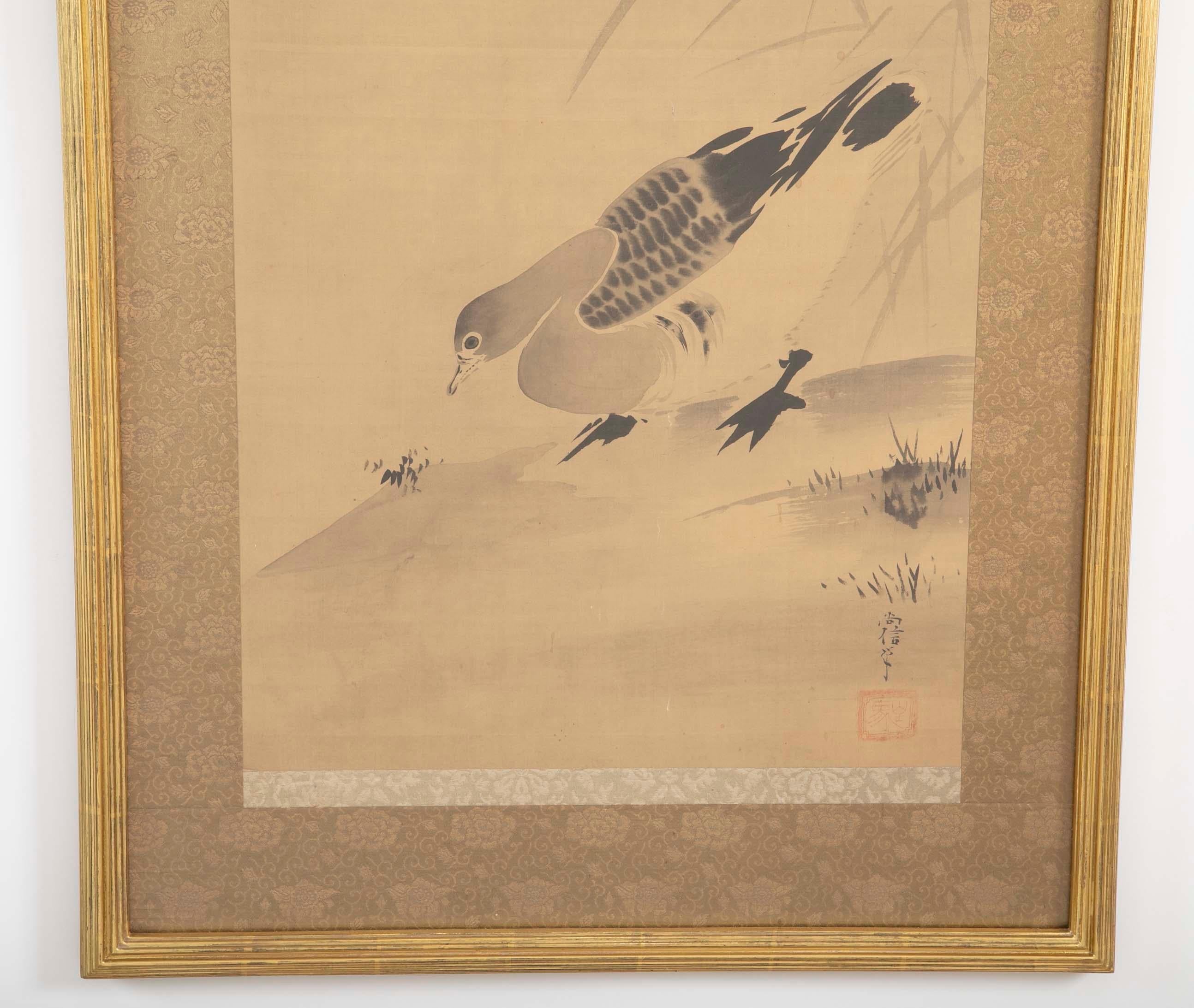 Japonais Paire de volutes japonaises encadrées avec décoration de lotus, d'héron blanc et de canard en vente