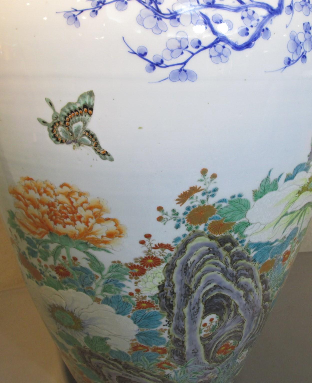 Doré Paire de vases japonais en porcelaine bleue de Fukagawa, vers 1880