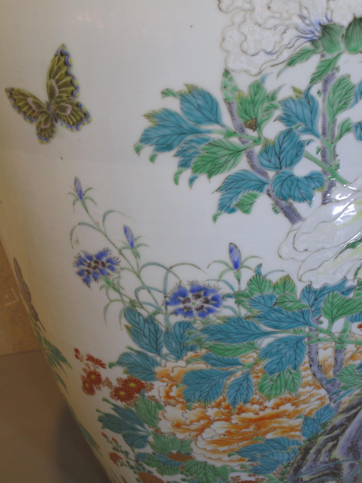 Pair of Japanese Fukagawa Koransha Blue Porcelain Vases, circa 1880 In Good Condition In Takarazuka, JP