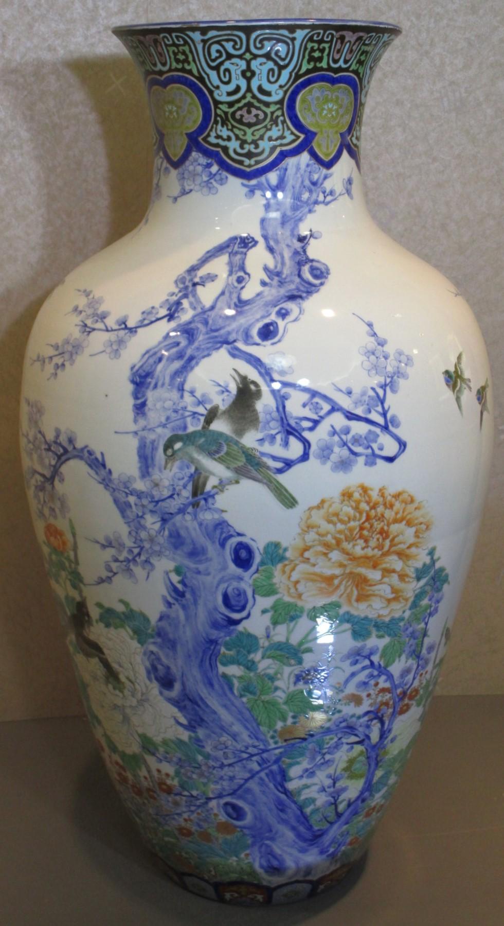 19th Century Pair of Japanese Fukagawa Koransha Blue Porcelain Vases, circa 1880