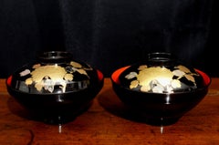 Pair of Japanese Gilt and Mother Pearl Inlay Lidded Rice Lacquer Bowls
