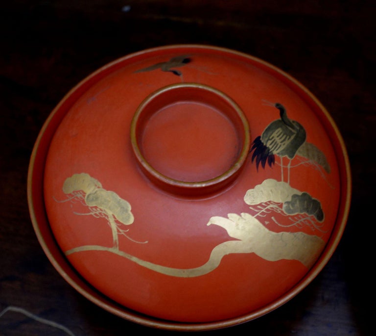 Pair of Japanese Gilt Lidded Rice Lacquer Bowls For Sale at 1stDibs
