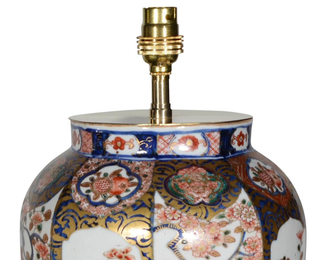Pair of Japanese Imari 19th Century Table Lamps In Good Condition For Sale In London, GB