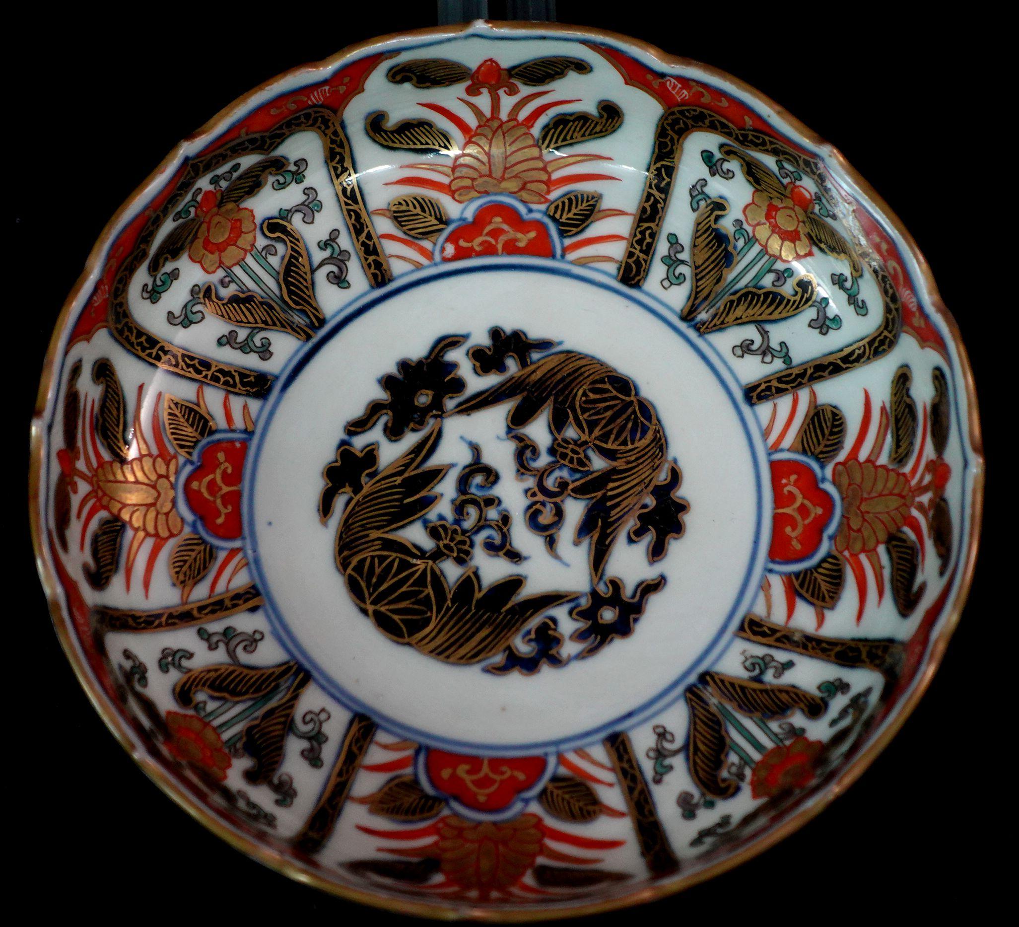 Hand-Painted Pair of Japanese Imari Plates, 19th Century, RIc 055 For Sale