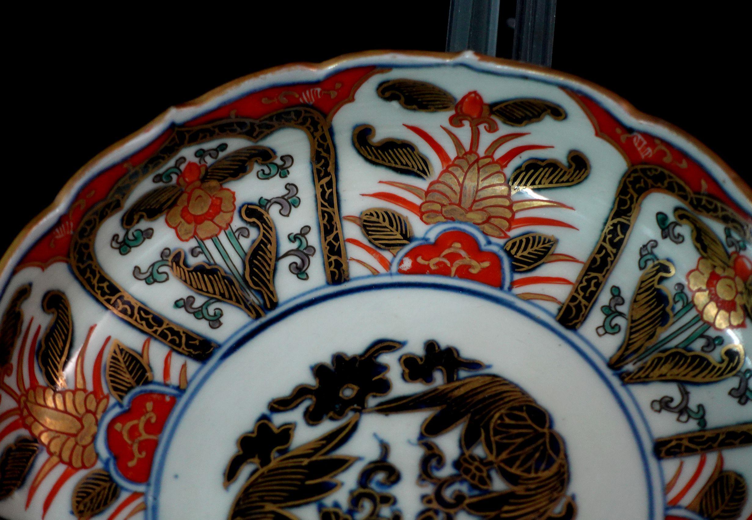 Porcelain Pair of Japanese Imari Plates, 19th Century, RIc 055 For Sale