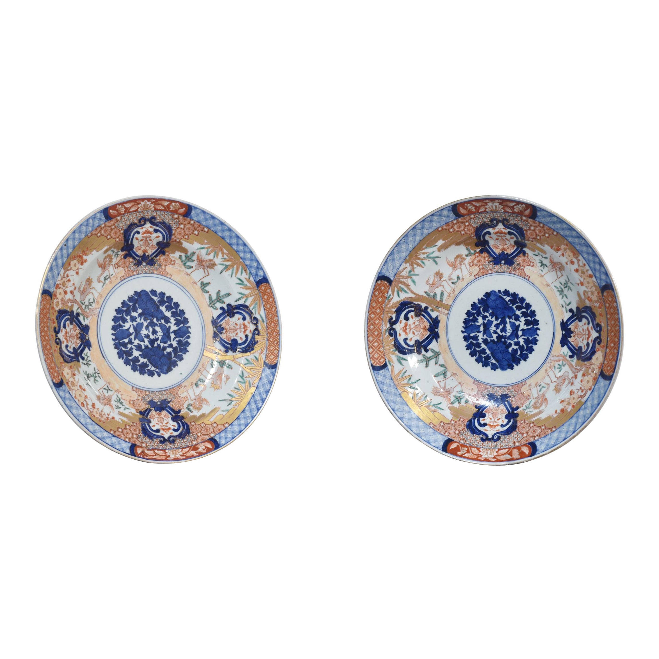 Coppia di piatti Imari giapponesi
