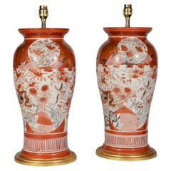 Paar japanische antike Kutani-Tischlampen aus dem 19. Jahrhundert 