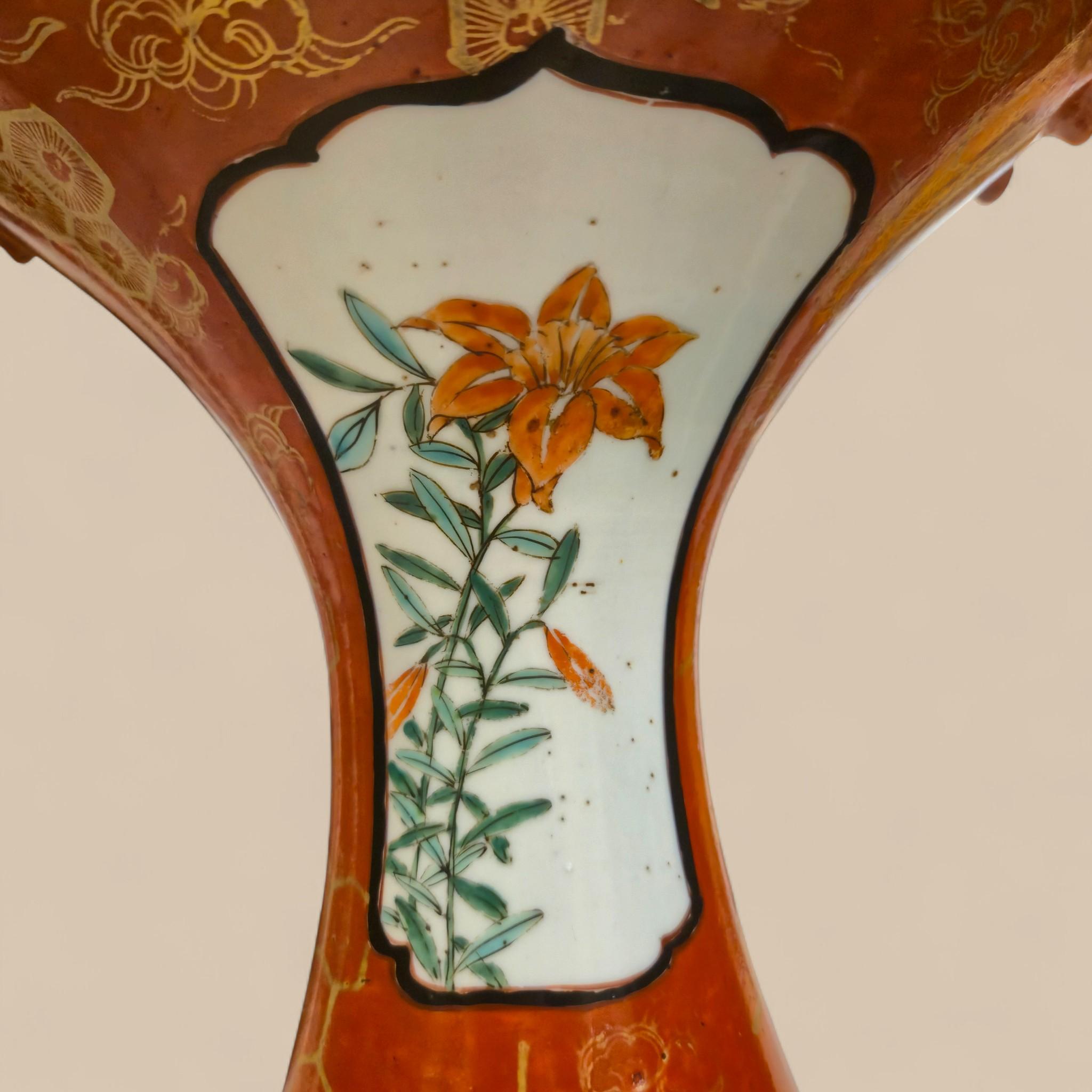 Pair of Japanese Kutani Porcelain Vases with Flared Collars, Meiji Period, 19th For Sale 6