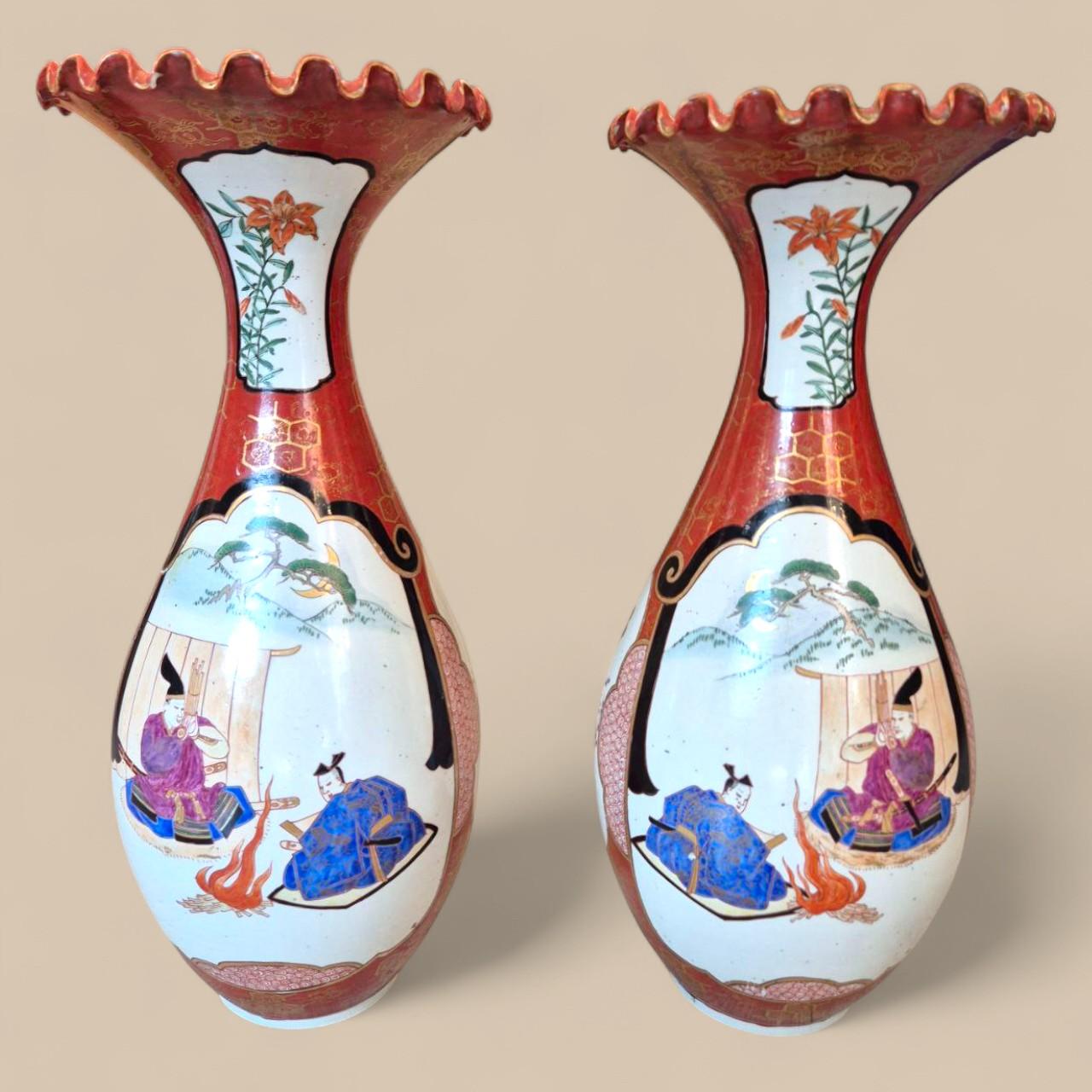 Pair of Japanese Kutani Porcelain Vases with Flared Collars, Meiji Period, 19th For Sale 12