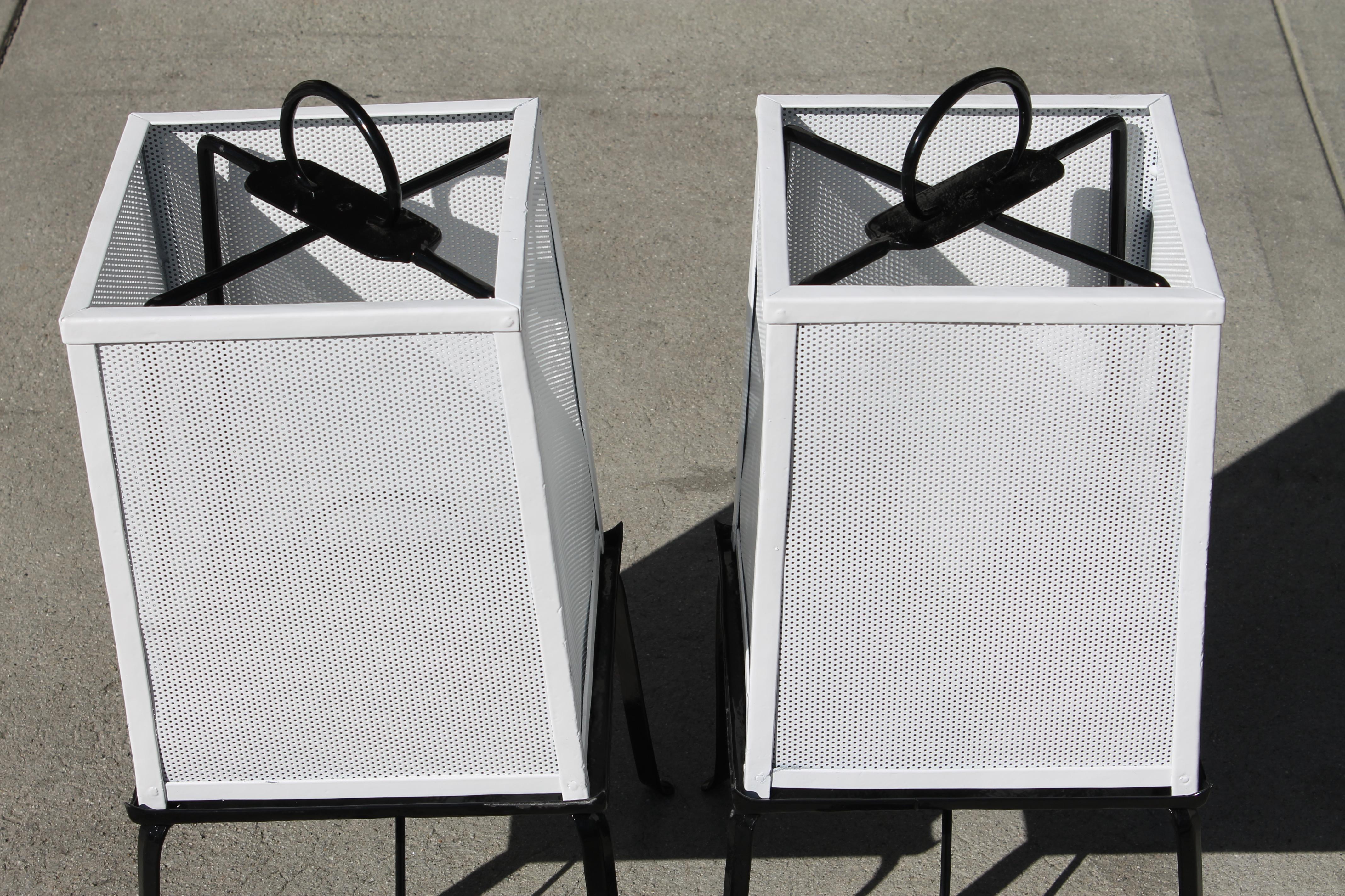 Pair of Japanese Lantern Table Lamps In Good Condition For Sale In Palm Springs, CA