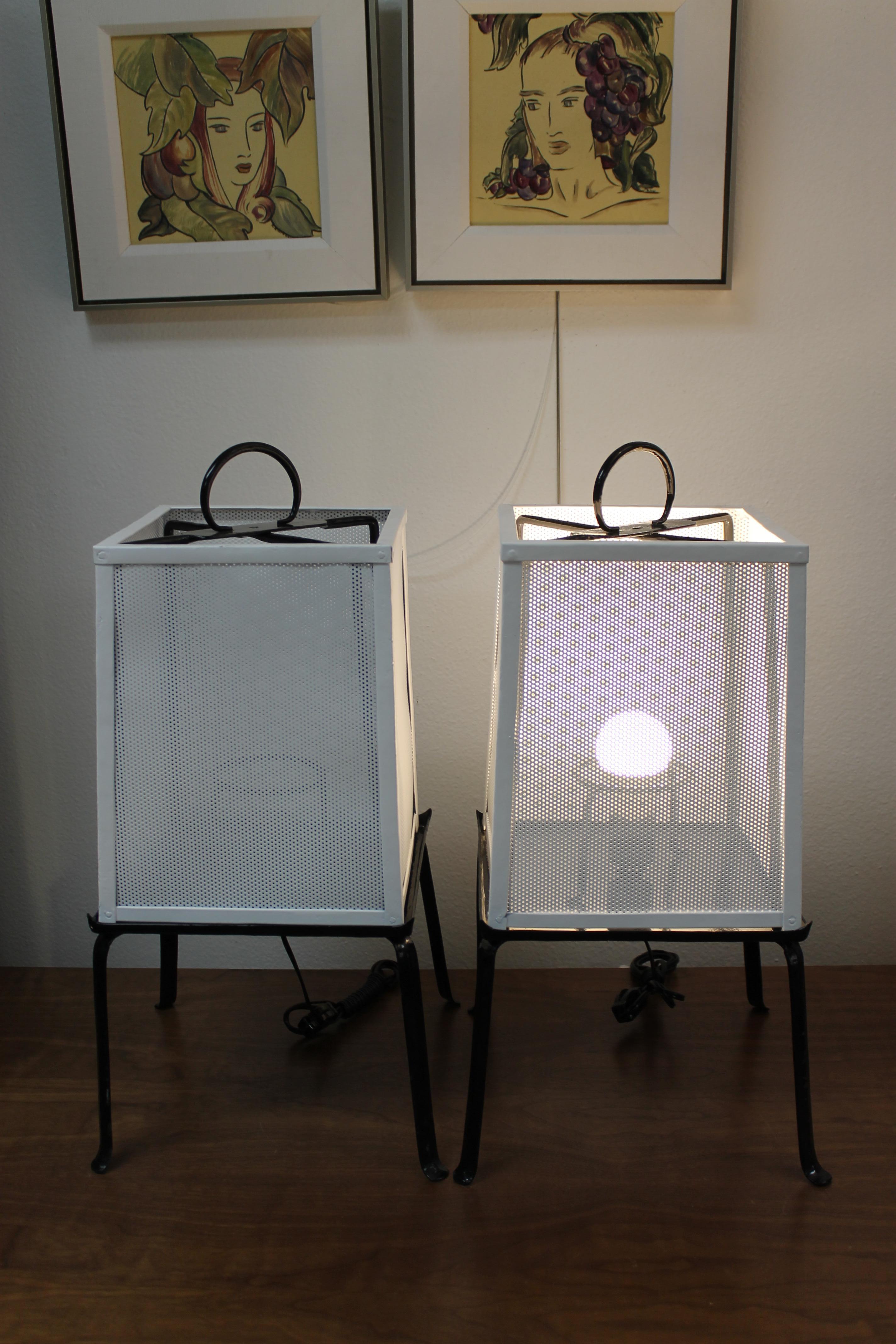 Paire de lampes de table japonaises à lanternes en vente 2