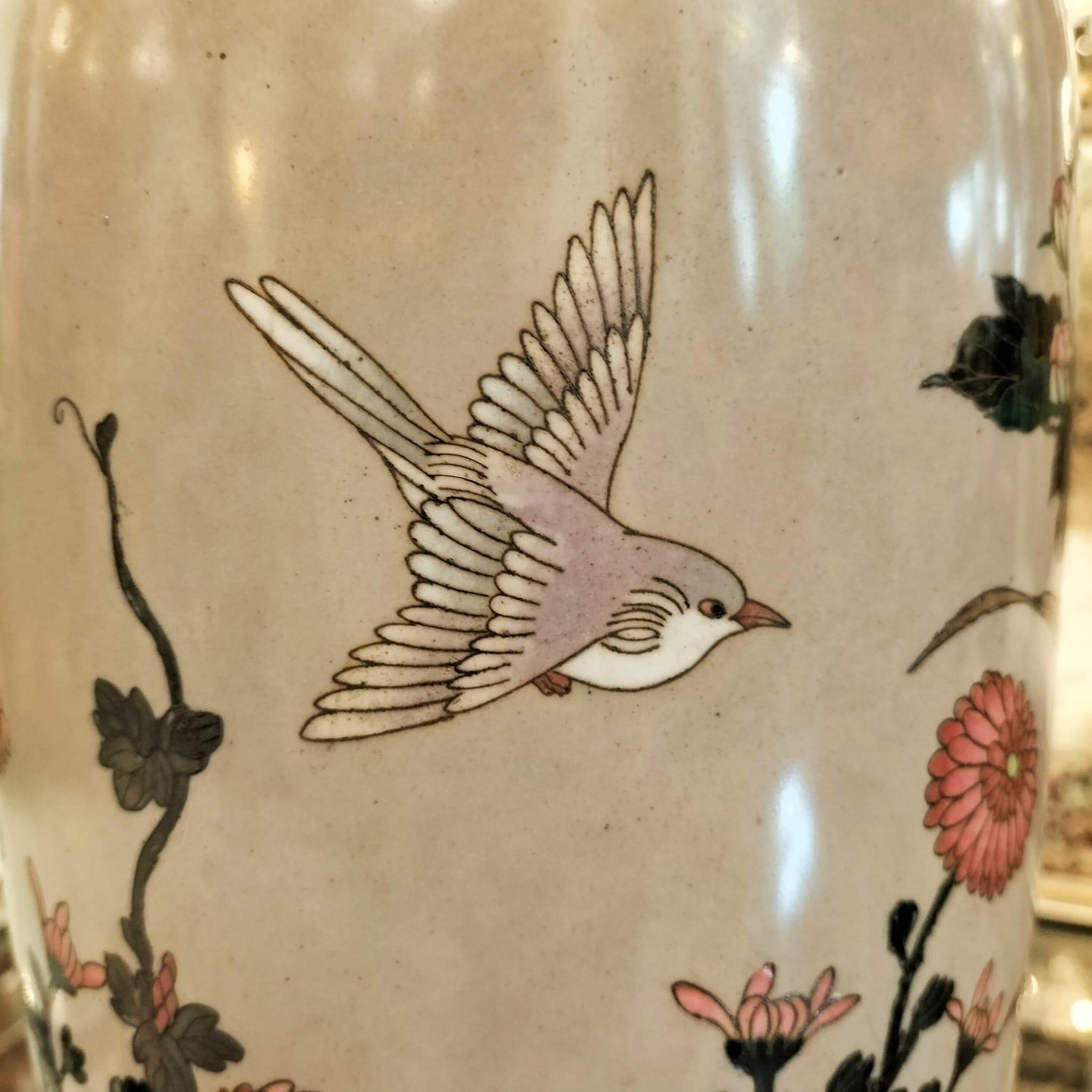 Coppia di grandi lampade giapponesi in smalto cloisonné, XIX secolo in vendita 7
