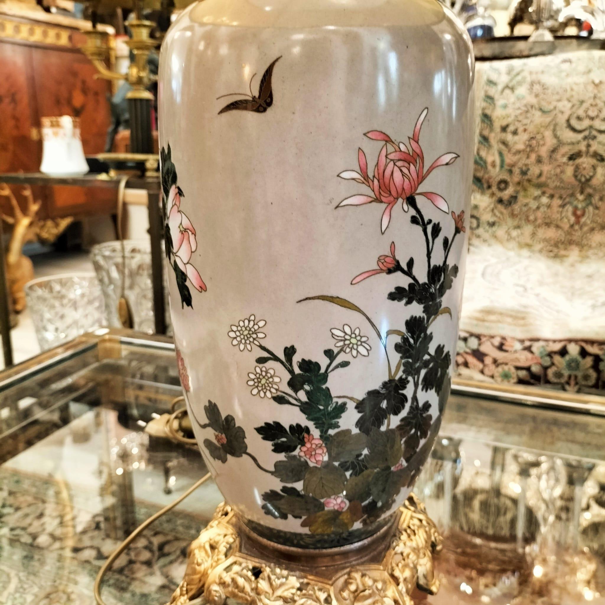 Coppia di grandi lampade giapponesi in smalto cloisonné, XIX secolo in vendita 10