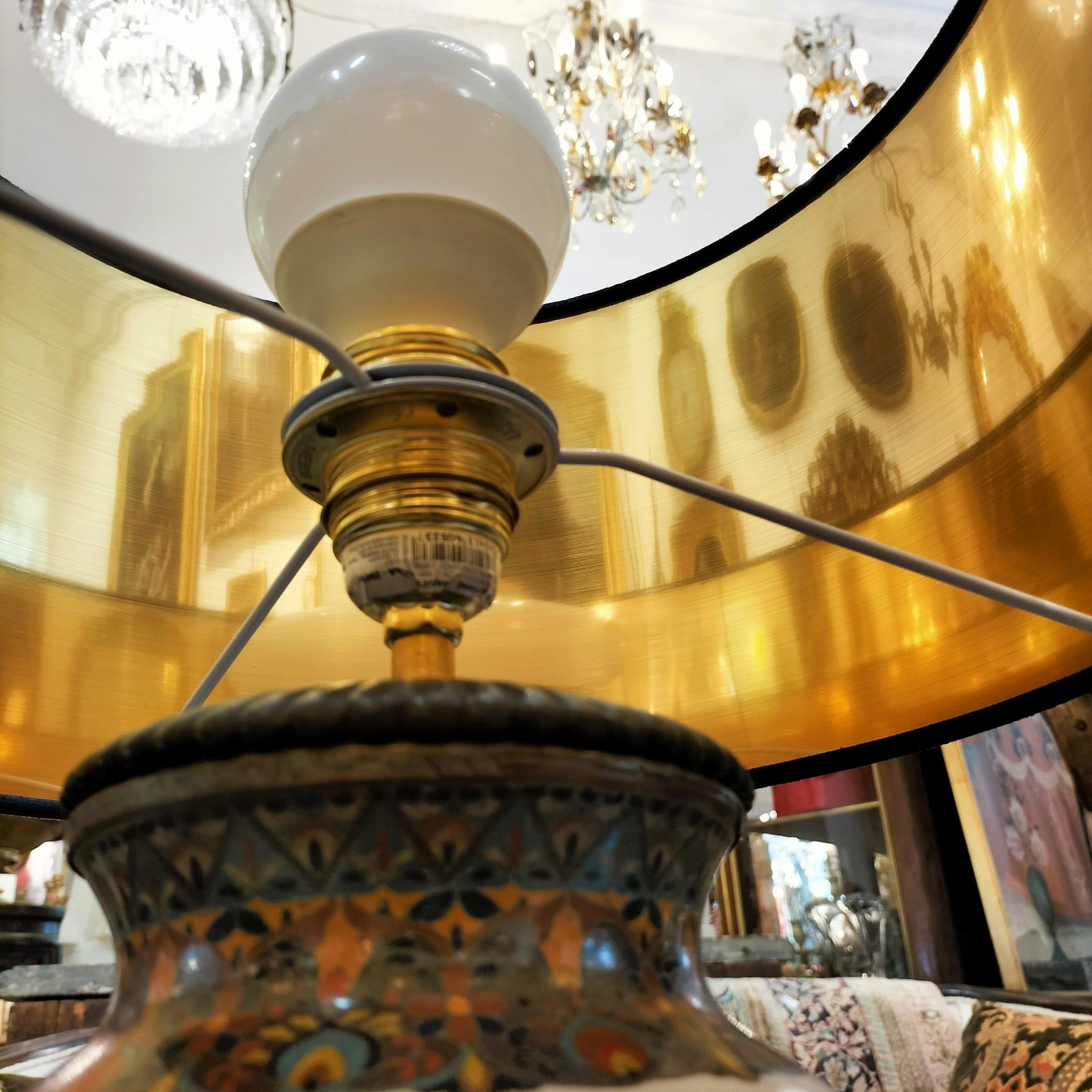 Dorato Coppia di grandi lampade giapponesi in smalto cloisonné, XIX secolo in vendita