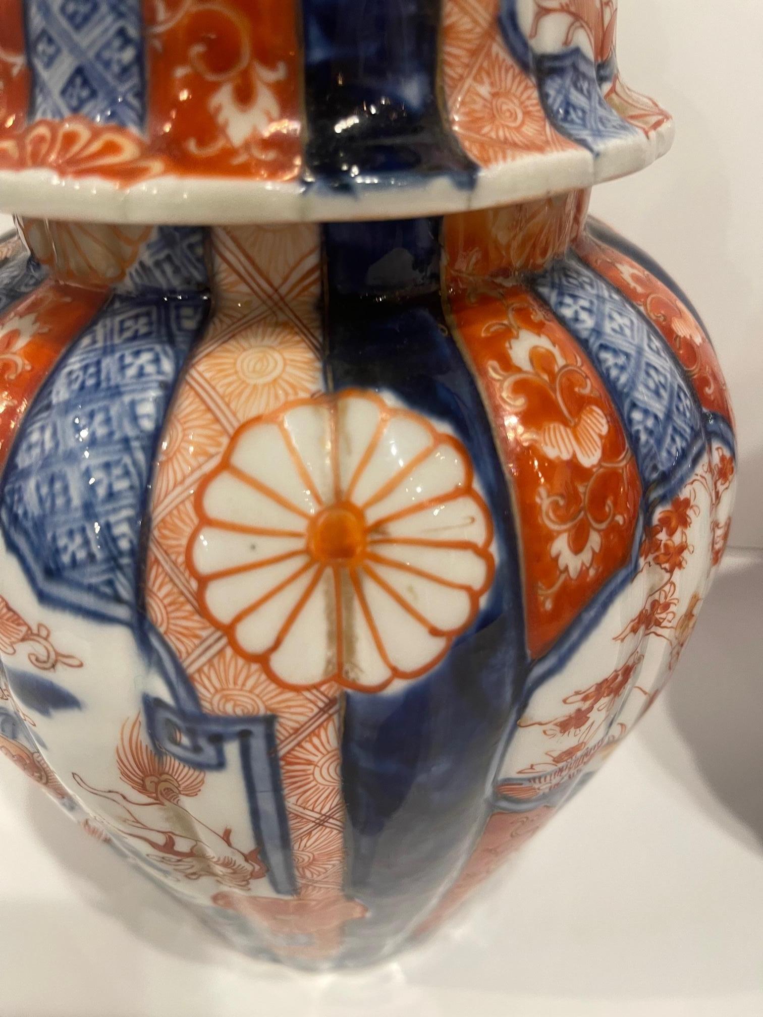 Pair of Japanese Meiji Period Porcelain Lidded Jars, 19th Century For Sale 4