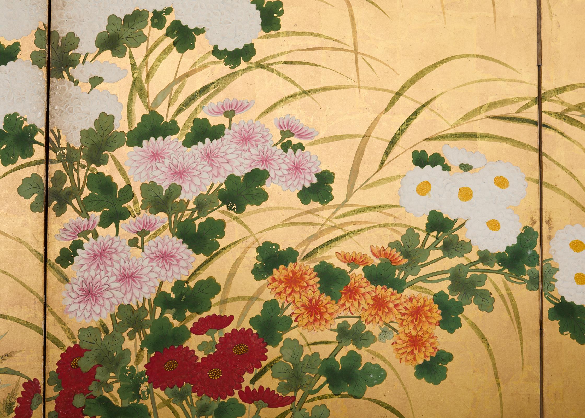 Pair of Japanese Meiji Screens Blossoms of Spring, Summer and Autumn For Sale 4