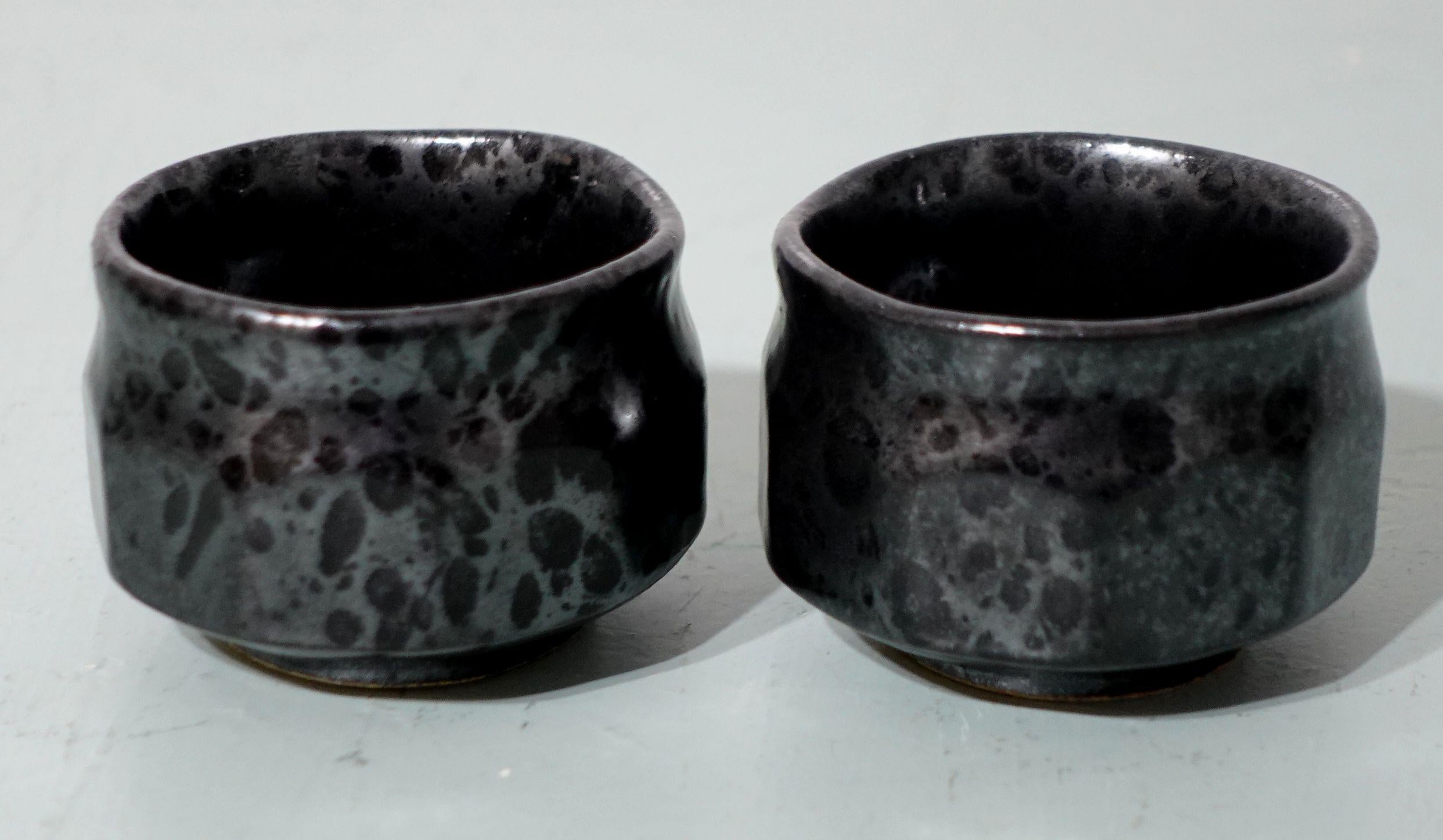 Pair of Japanese Mid-Century Studio Pottery Tea Cups For Sale 1