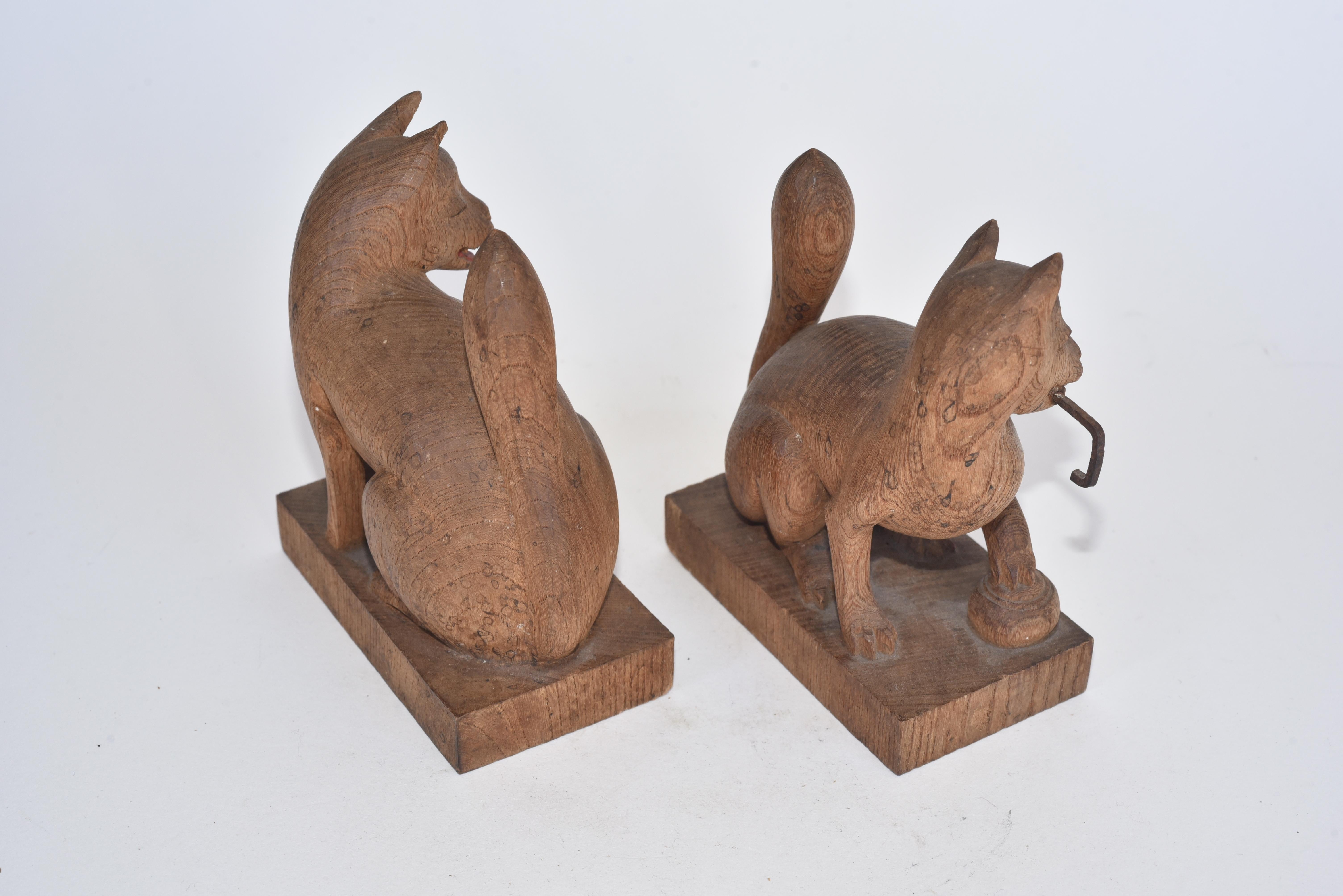Hand-Carved Pair of Japanese Miniature Wooden Foxes, Inari Shrine Guardians, 19th Century