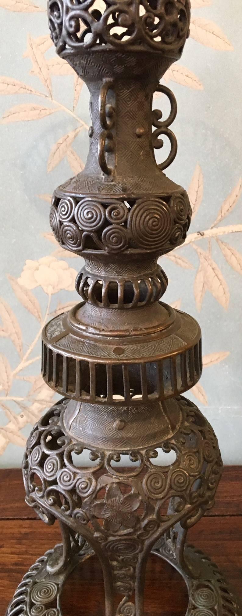 Pair of Japanese Openwork Candle Stands In Good Condition For Sale In New York, NY