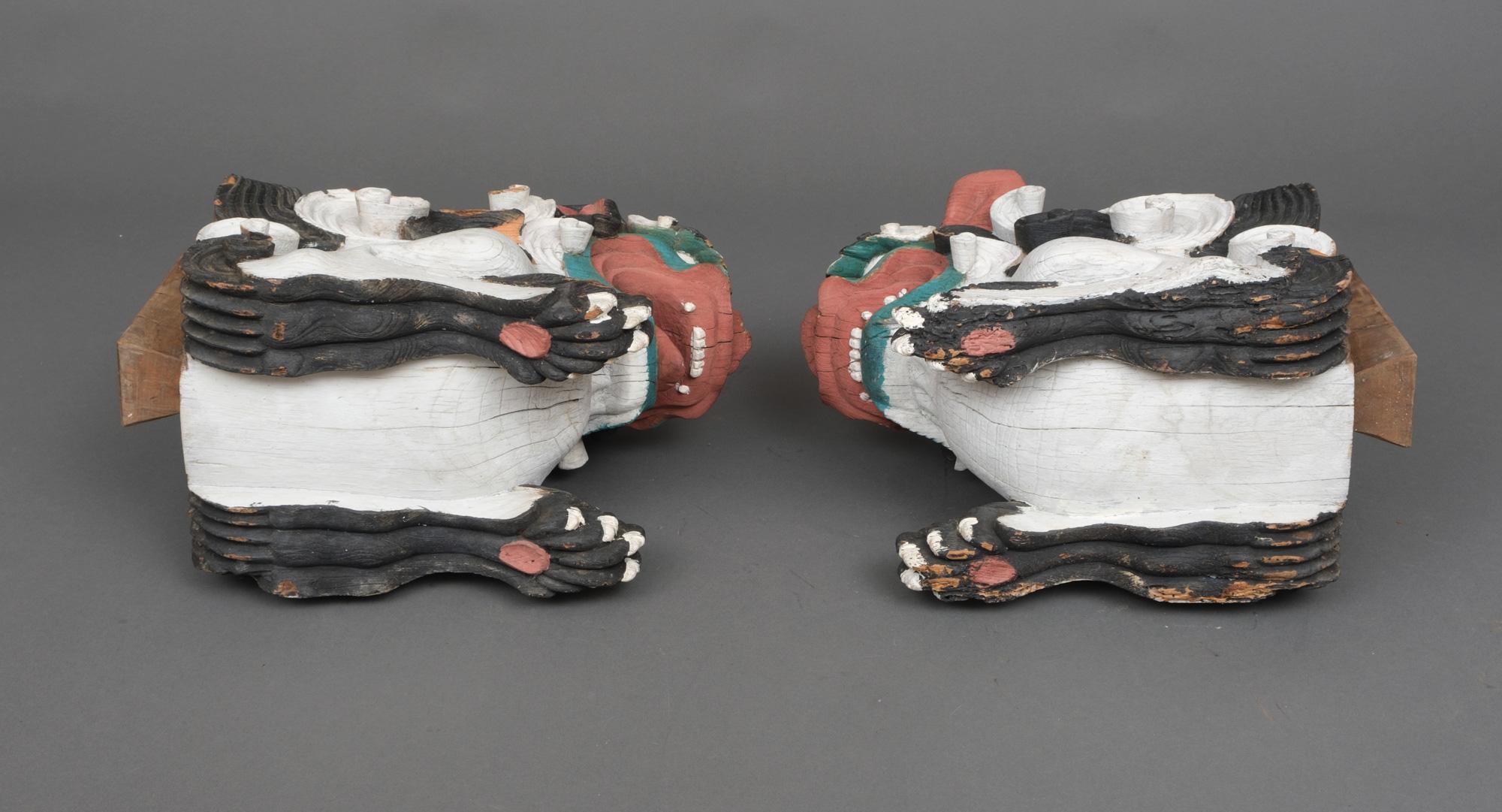 Pair of Japanese Polychrome Temple Ornaments 木鼻 'Kibana' Shaped like Shishi 獅子 For Sale 8
