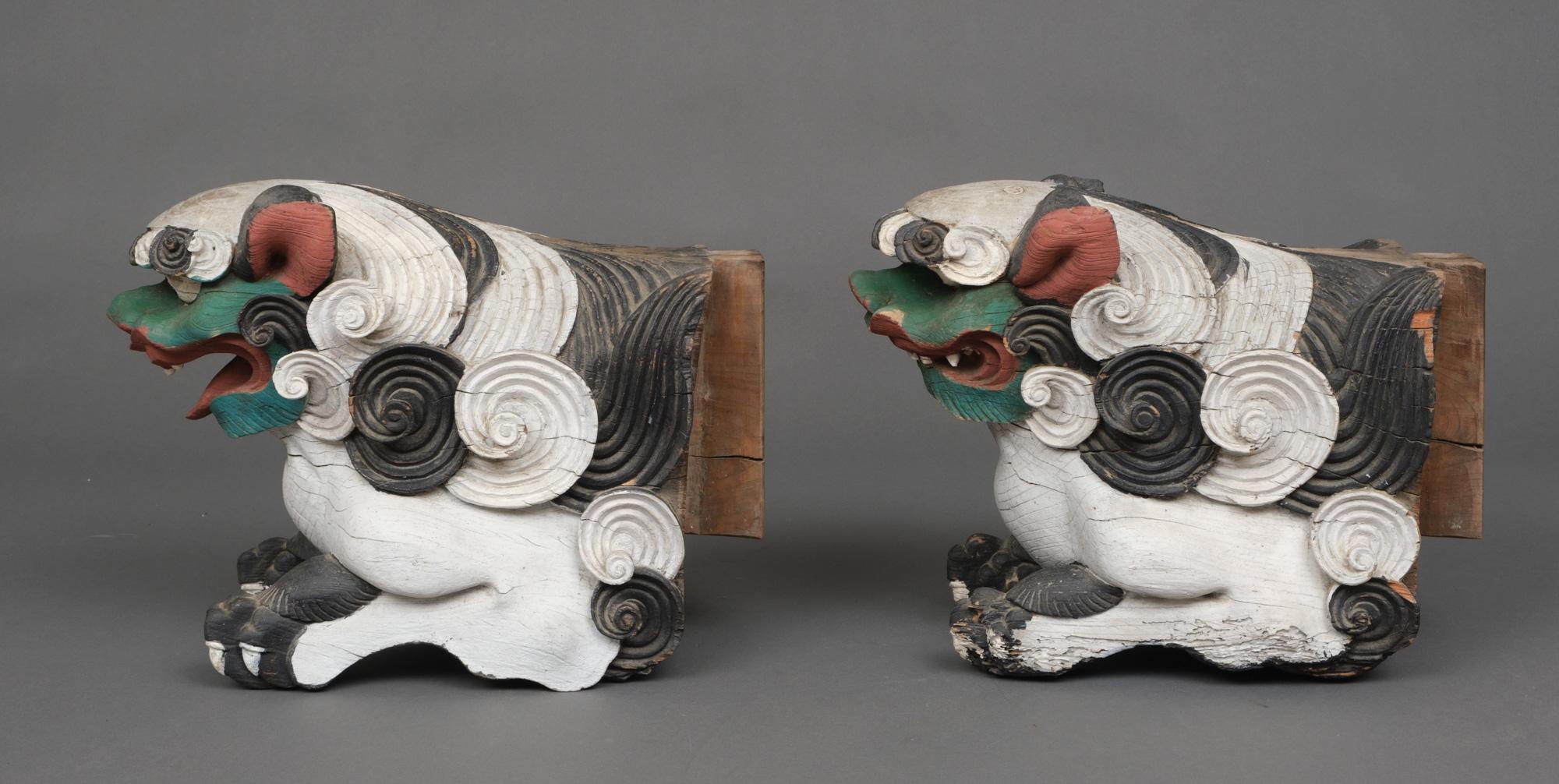 19th Century Pair of Japanese Polychrome Temple Ornaments 木鼻 'Kibana' Shaped like Shishi 獅子 For Sale